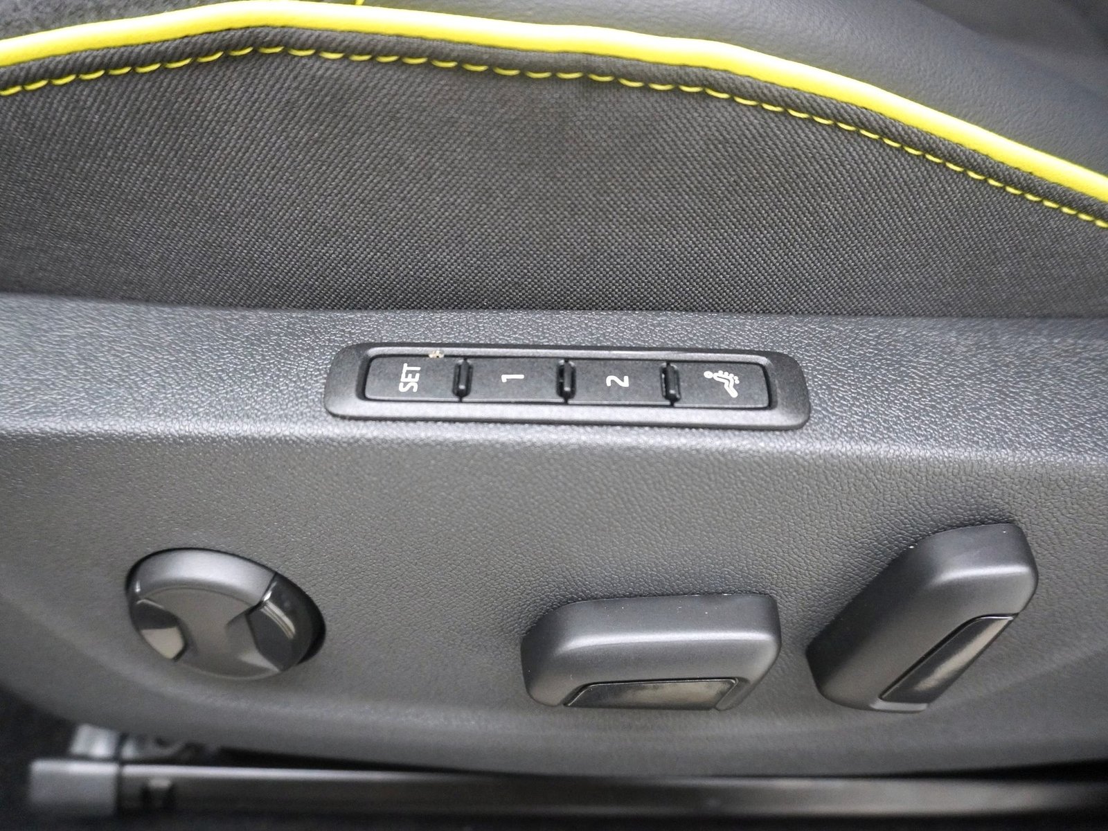SKODA Enyaq iV RS-Lounge MAXX, Elettrica, Auto nuove, Automatico - 7