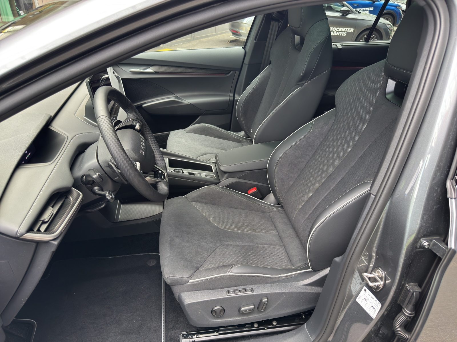 SKODA Enyaq Sportline 85x 4x4, Elektro, Neuwagen, Automatik - 6