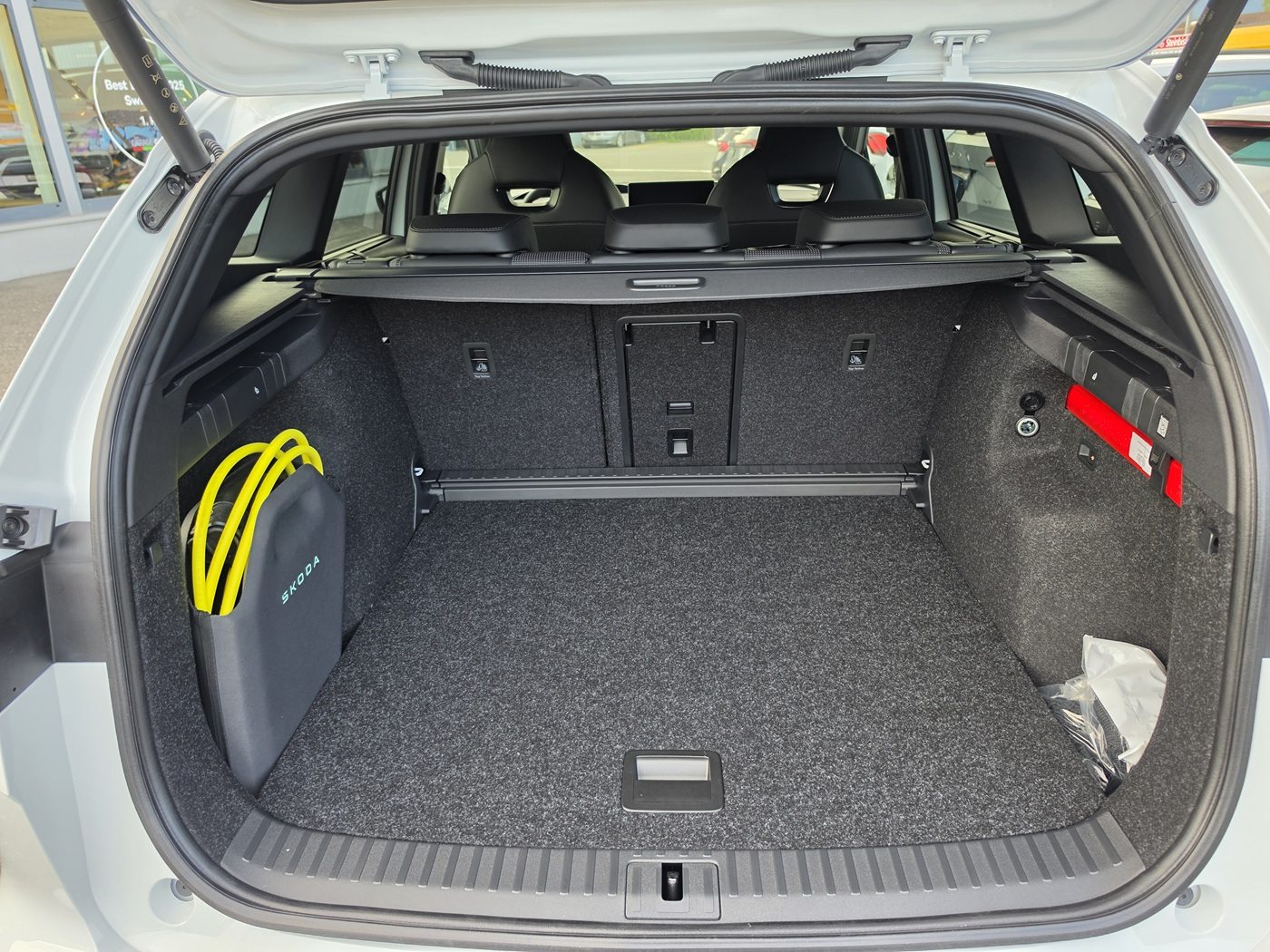 SKODA Enyaq RS, Electric, New car, Automatic - 6