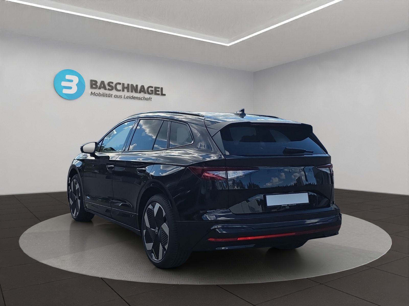 SKODA Enyaq RS 85x 4x4, Elettrica, Auto nuove, Automatico - 3