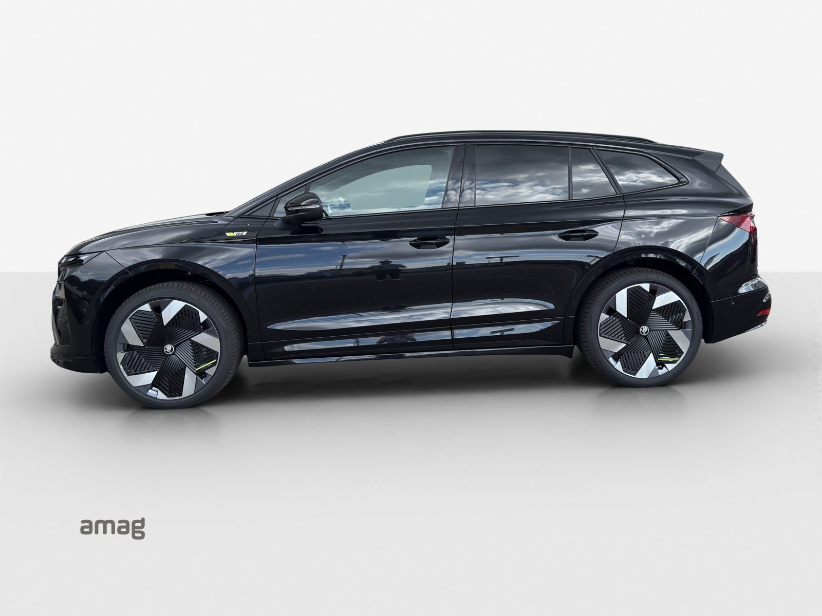 SKODA Enyaq RS, Electric, New car, Automatic - 2