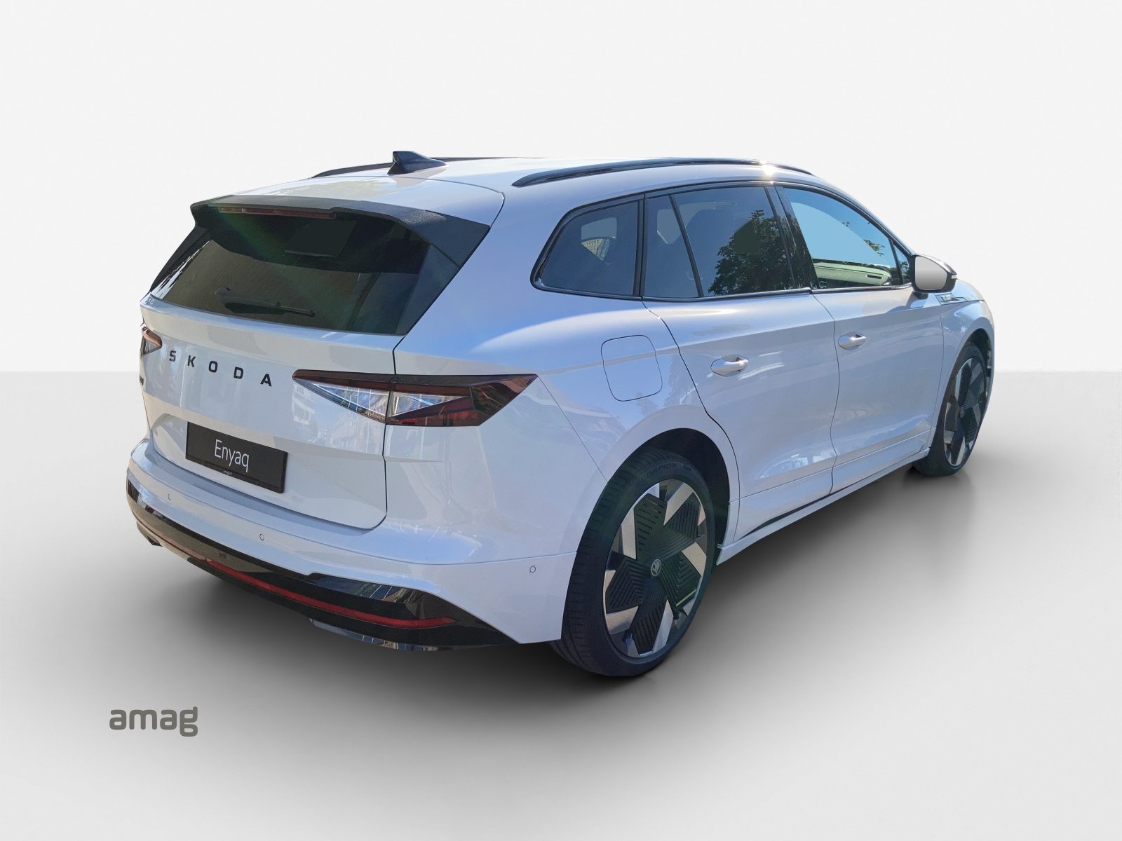 SKODA Enyaq RS, Electric, New car, Automatic - 5