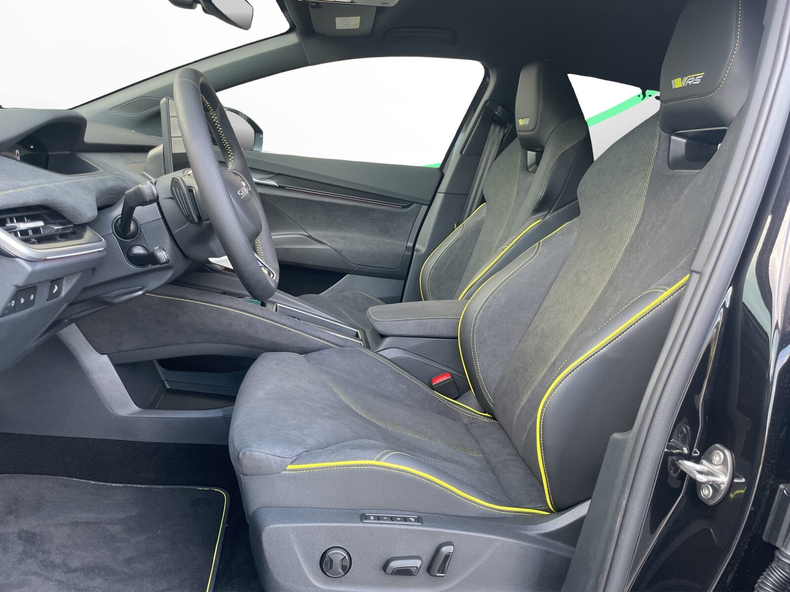 SKODA Enyaq RS, Elettrica, Auto nuove, Automatico - 7