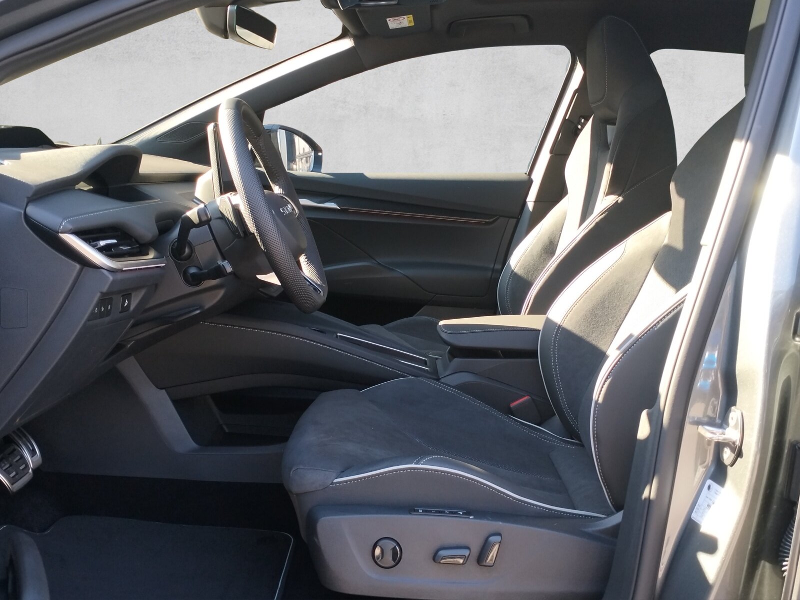 SKODA Enyaq 85 Sportline, Elektro, Neuwagen, Automatik - 7
