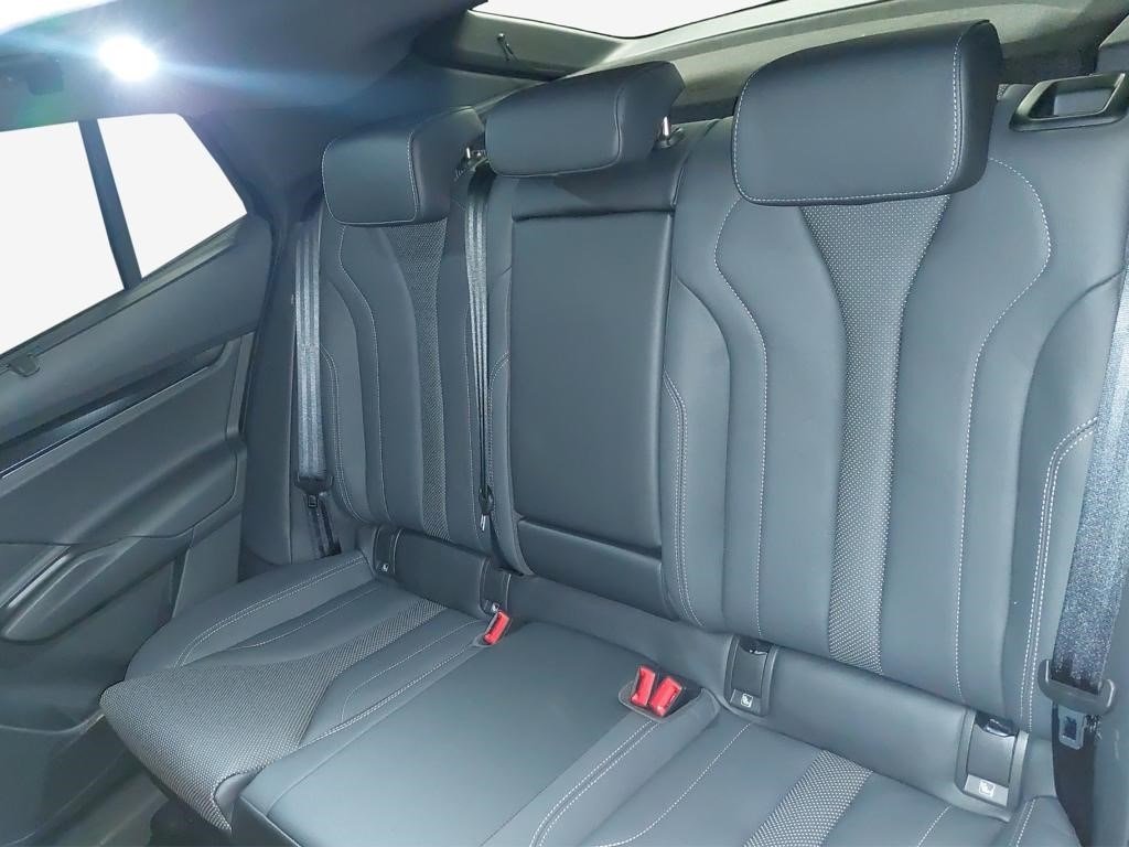 SKODA Enyaq iV 80x RS, Elektro, Occasion / Gebraucht, Automatik - 6