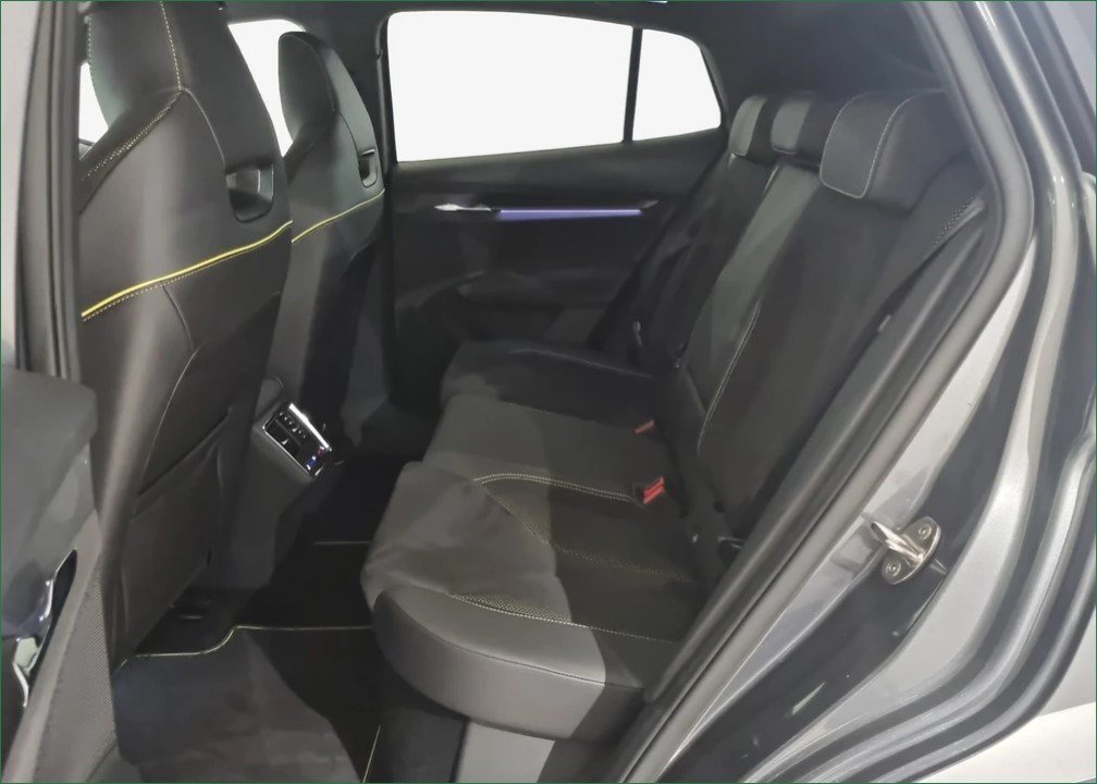 SKODA Enyaq iV 80x RS, Elektro, Occasion / Gebraucht, Automatik - 6