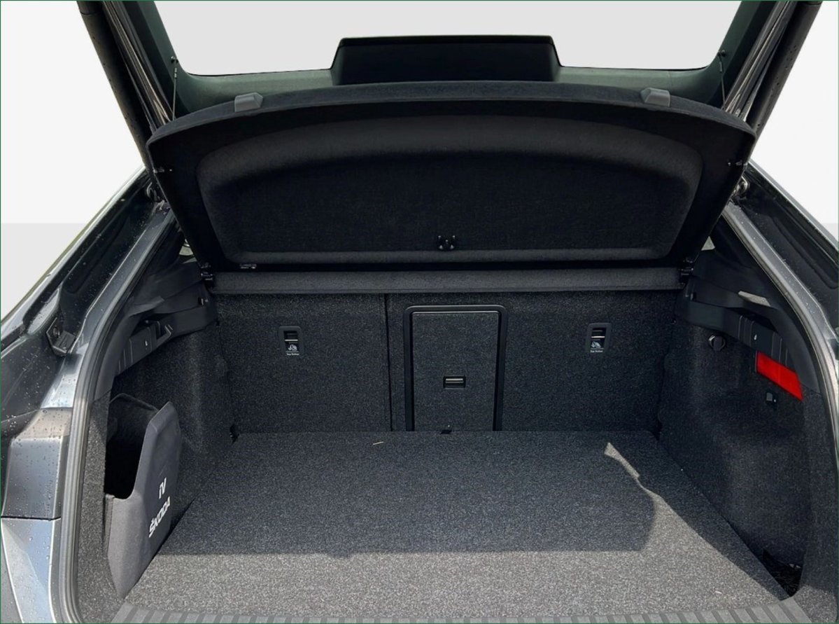 SKODA Enyaq iV 80x RS, Elektro, Occasion / Gebraucht, Automatik - 7