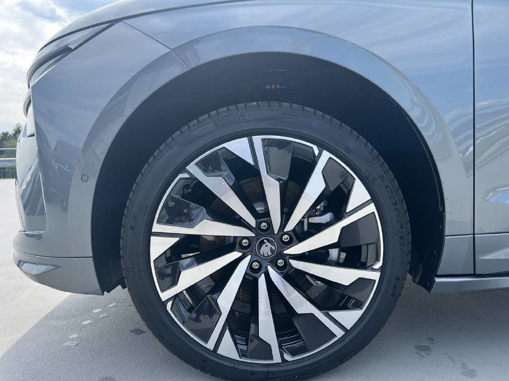 SKODA Enyaq Coupé Sportline 85x 4x4, Électrique, Occasion / Utilisé, Automatique - 5