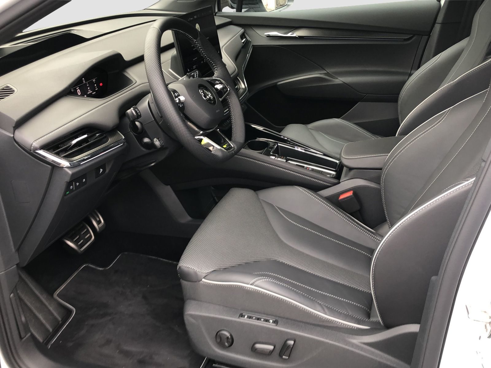 SKODA Enyaq Coupé iV RS 4x4, Elektro, Occasion / Gebraucht, Automatik - 5