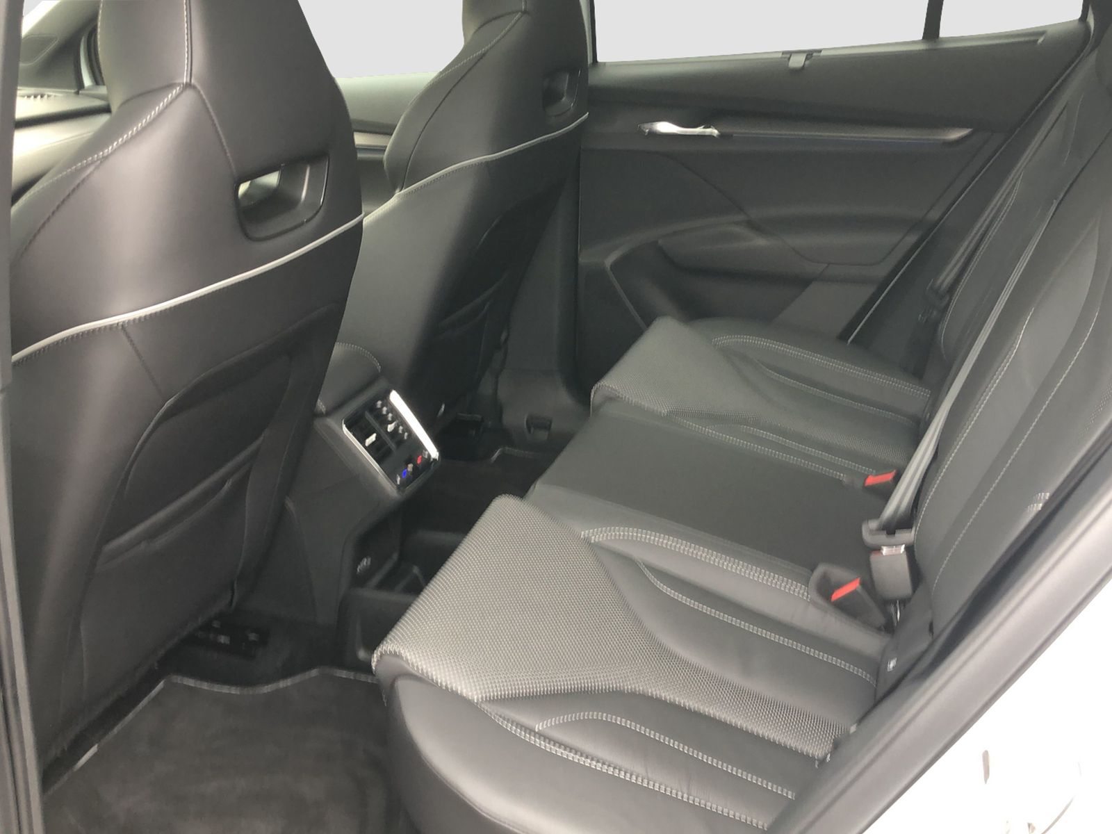 SKODA Enyaq Coupé iV RS 4x4, Elektro, Occasion / Gebraucht, Automatik - 7