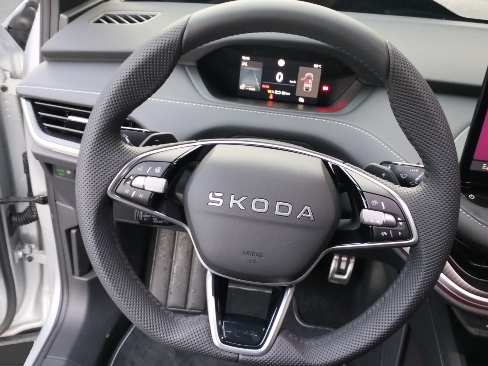 SKODA Enyaq 85 Sportline, Elektro, Occasion / Gebraucht, Automatik - 7