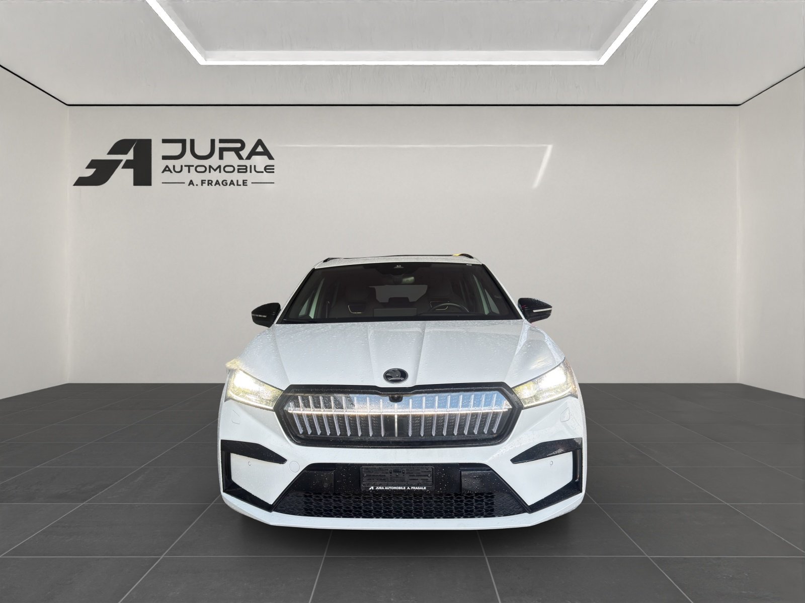 SKODA Enyaq iV 80x SportLine, Electric, Second hand / Used, Automatic - 3