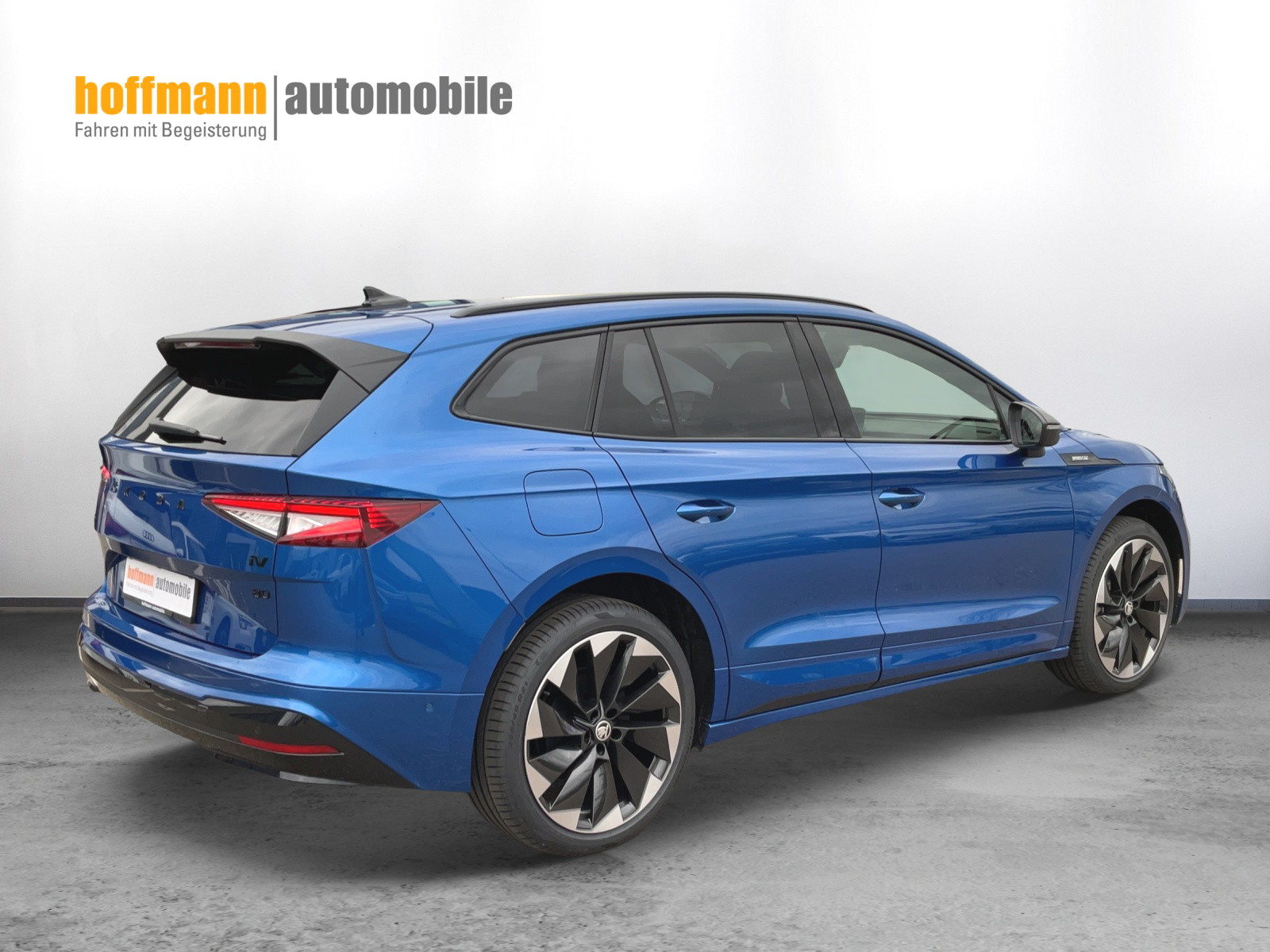 SKODA Enyaq Sportline 80 4x2, Electric, Second hand / Used, Automatic - 4