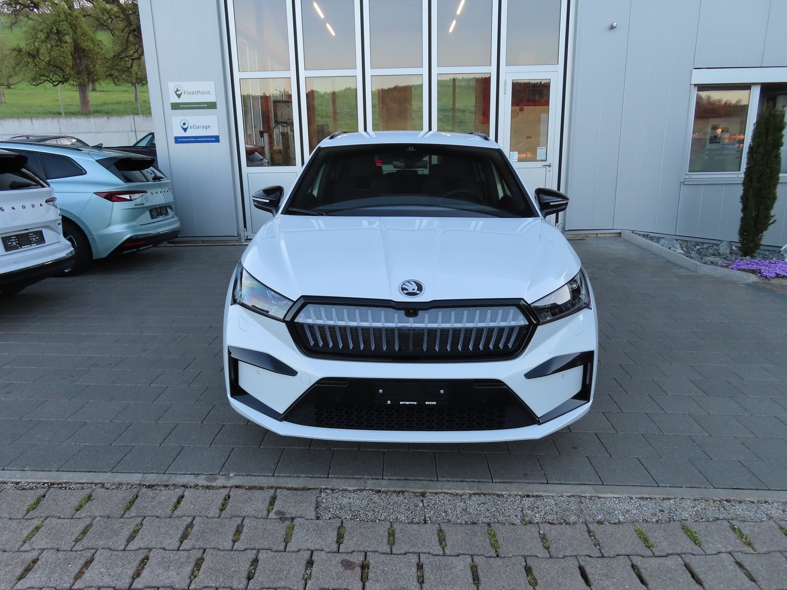SKODA Enyaq 85x Sportline 4x4, Elektro, Occasion / Gebraucht, Automatik - 2