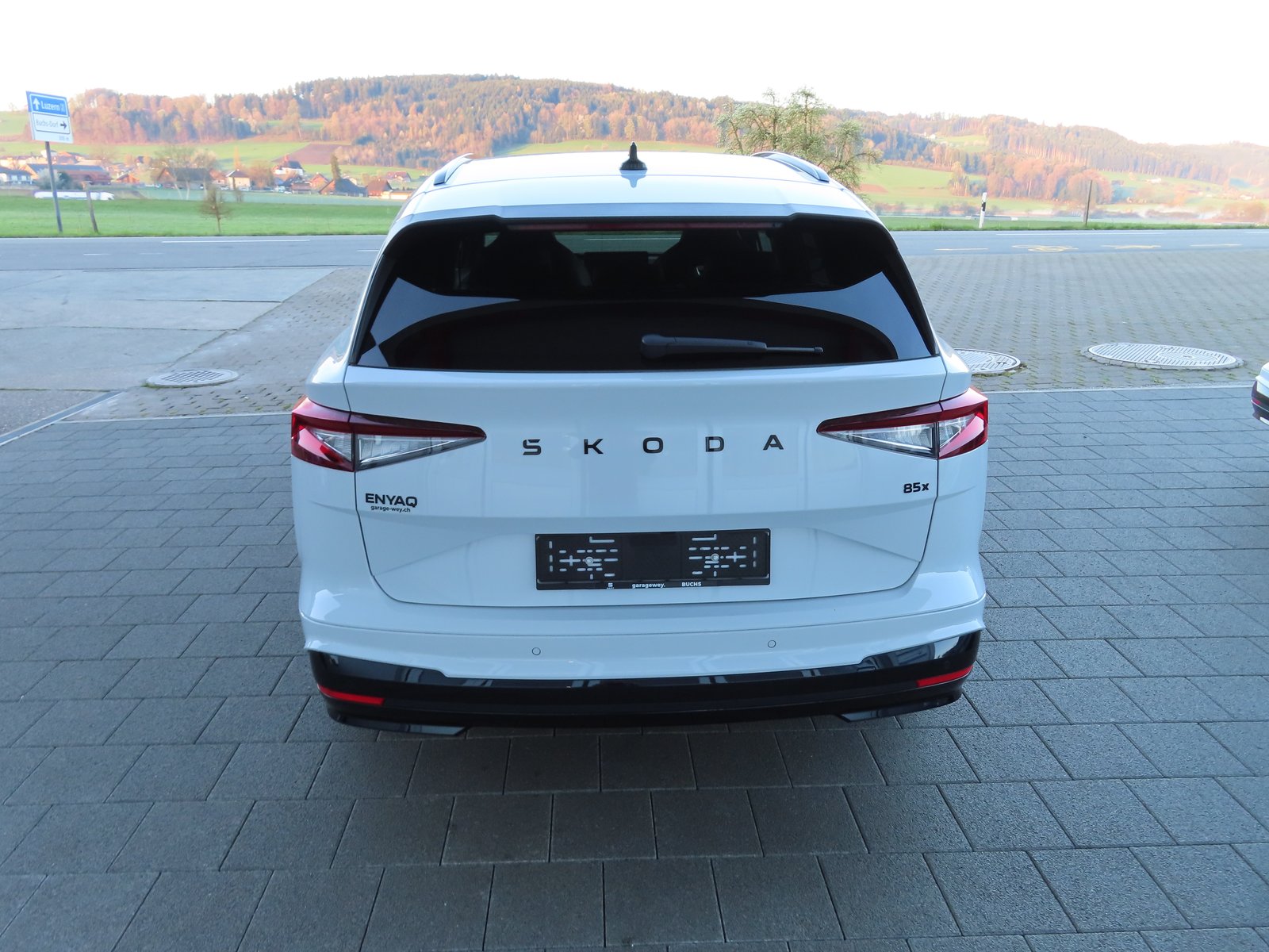 SKODA Enyaq 85x Sportline 4x4, Elektro, Occasion / Gebraucht, Automatik - 6