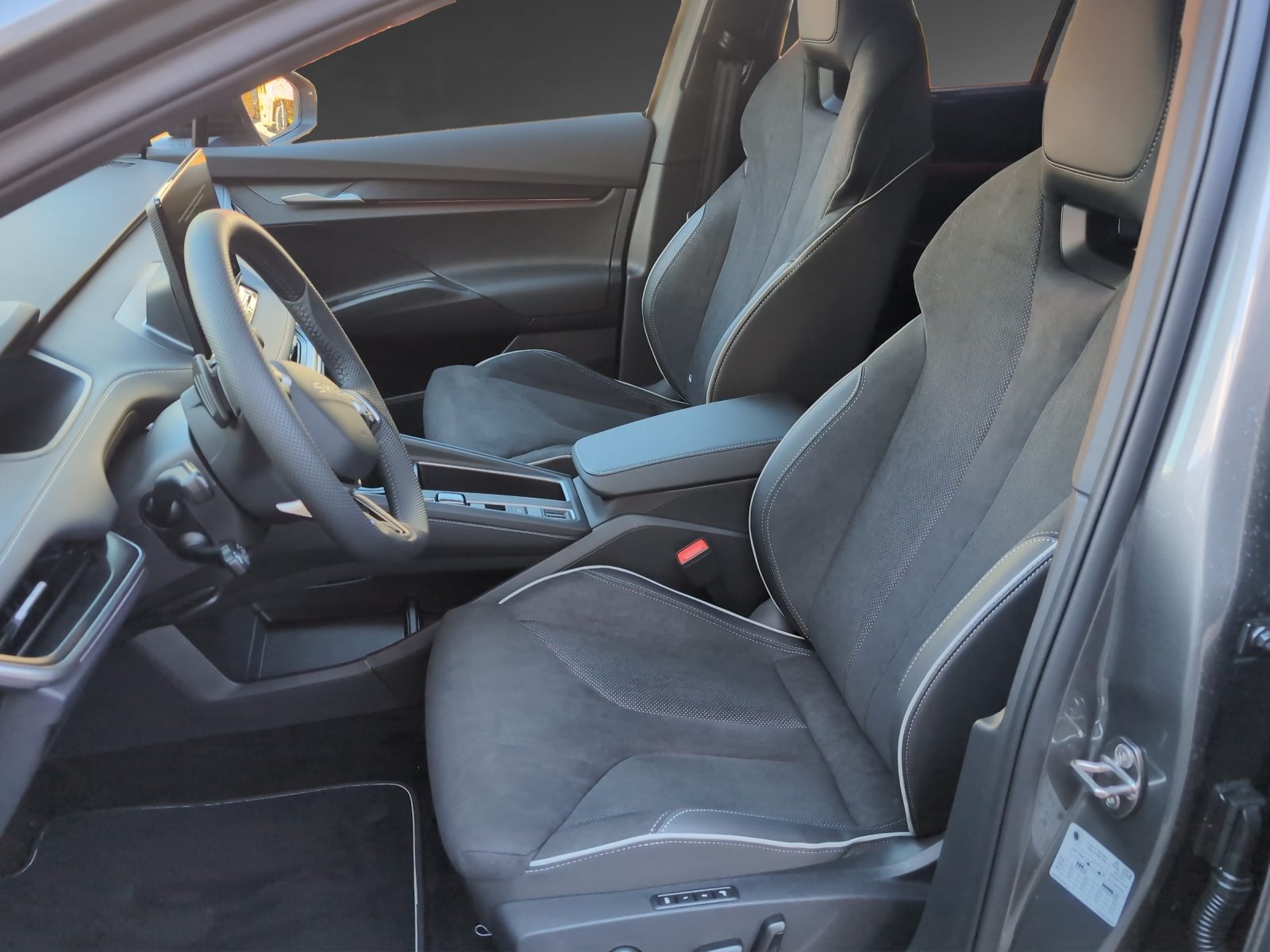 SKODA Enyaq Sportline 85x 4x4, Elektro, Occasion / Gebraucht, Automatik - 6