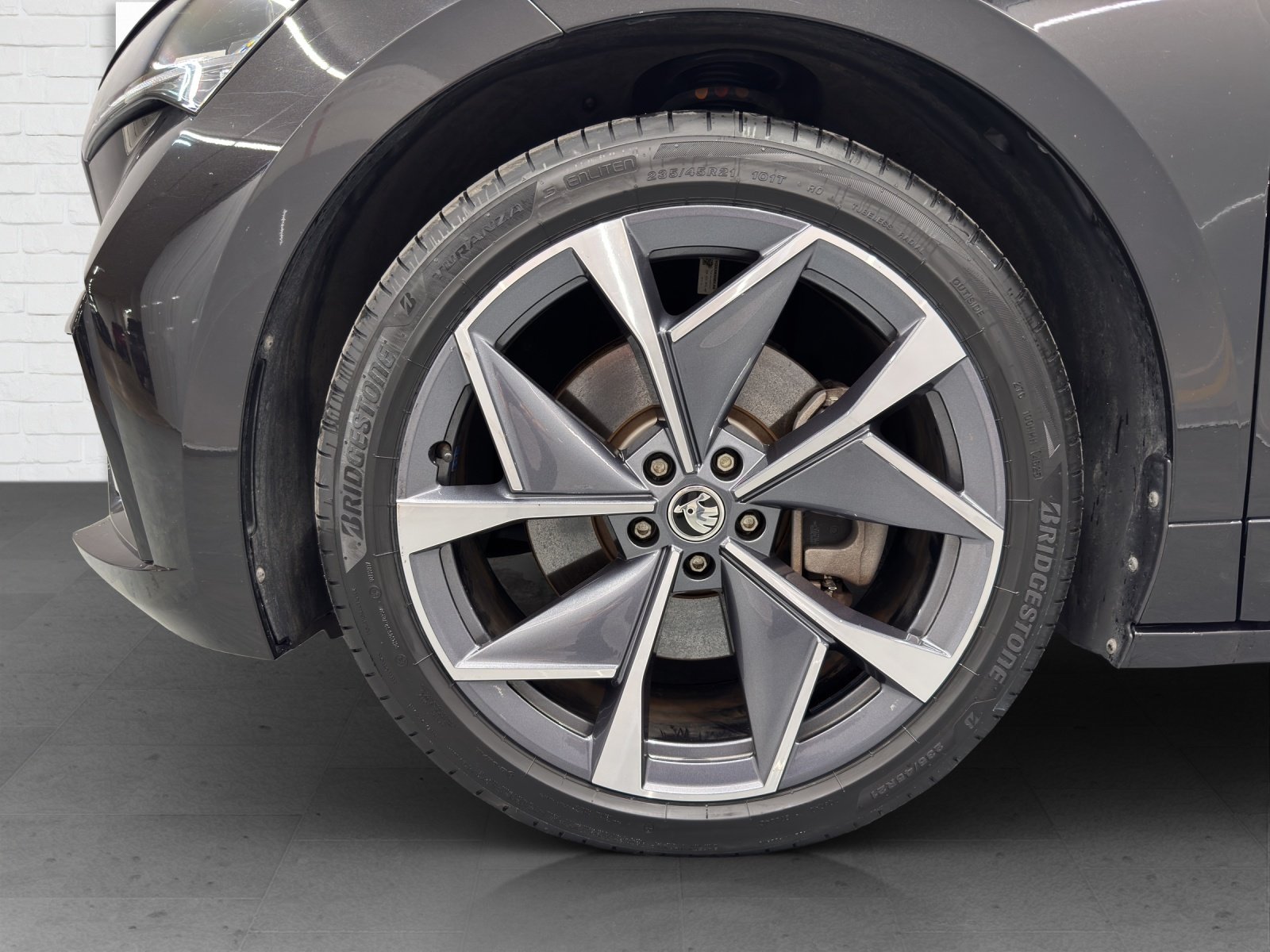 SKODA Enyaq iV RS 4x4, Elektro, Occasion / Gebraucht, Automatik - 6