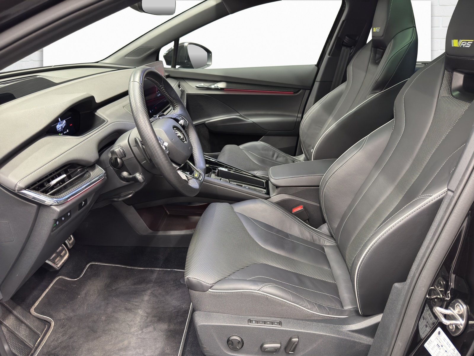 SKODA Enyaq iV RS 4x4, Elektro, Occasion / Gebraucht, Automatik - 7