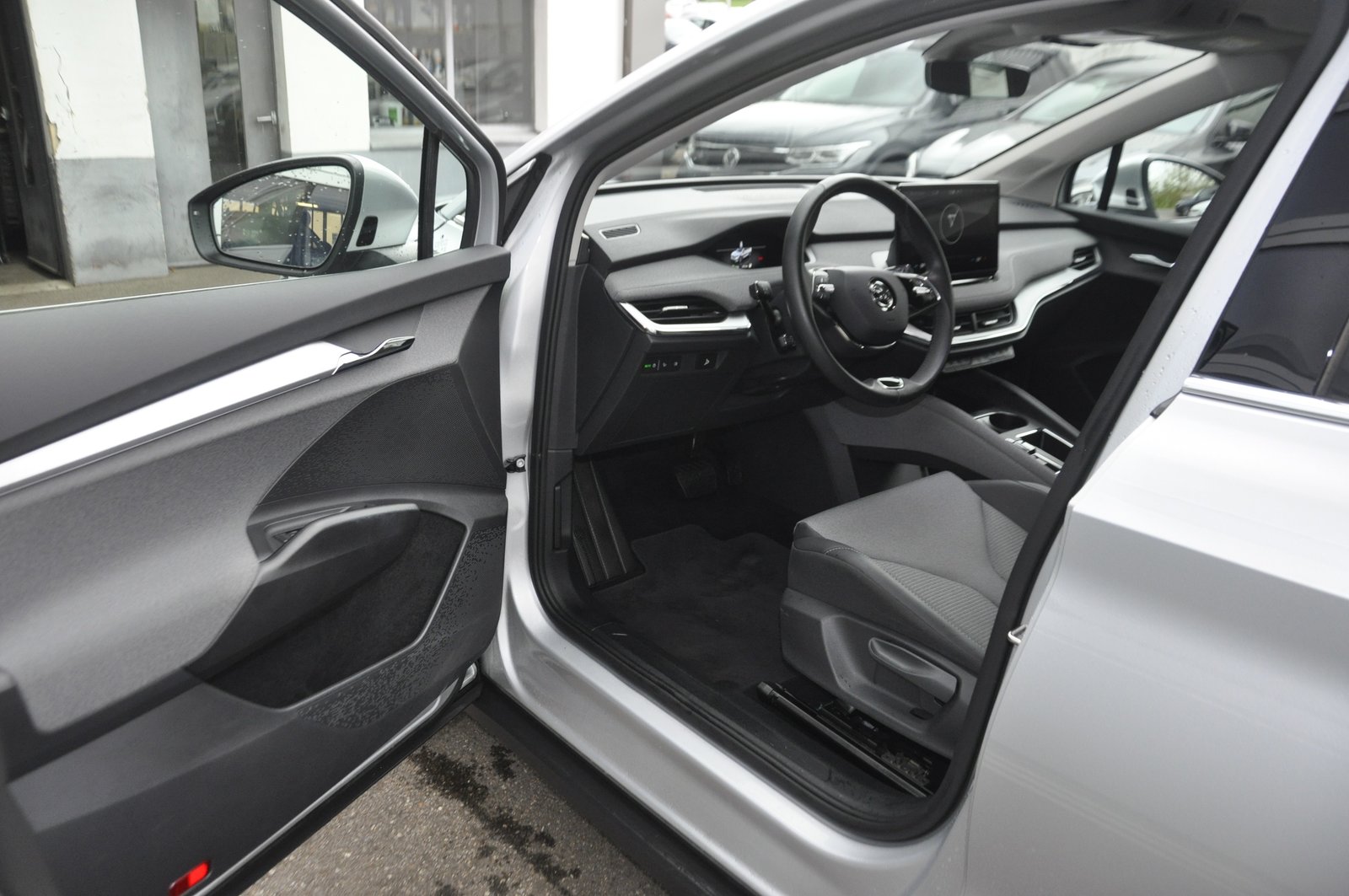 SKODA Enyaq iV 80, Électrique, Occasion / Utilisé, Automatique - 4