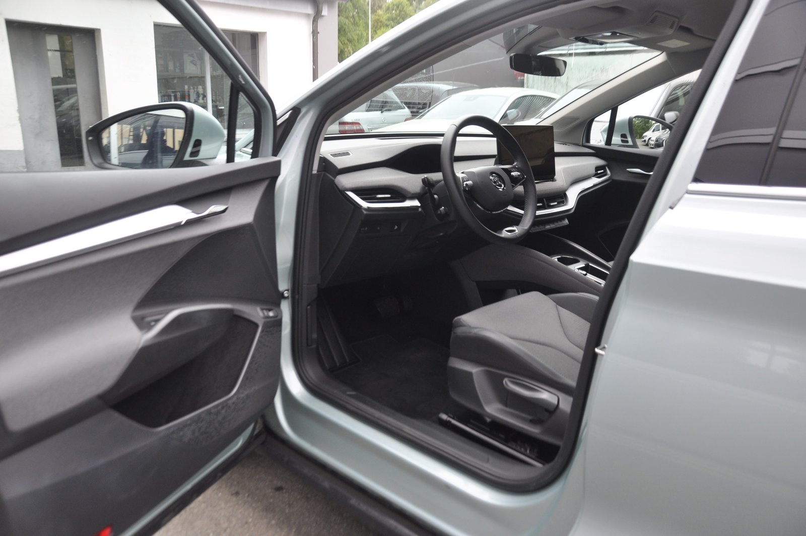 SKODA Enyaq iV 80, Elektro, Occasion / Gebraucht, Automatik - 4