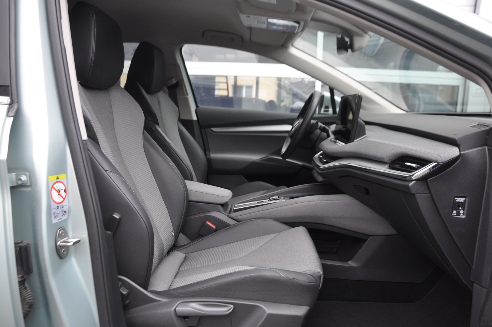 SKODA Enyaq iV 80, Elektro, Occasion / Gebraucht, Automatik - 7