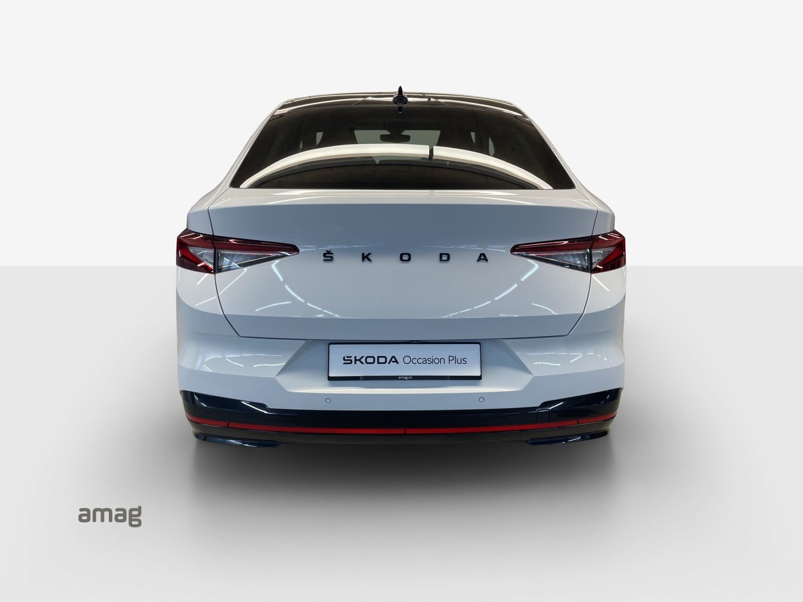SKODA Enyaq Coupé iV RS 4x4, Electric, Second hand / Used, Automatic - 4