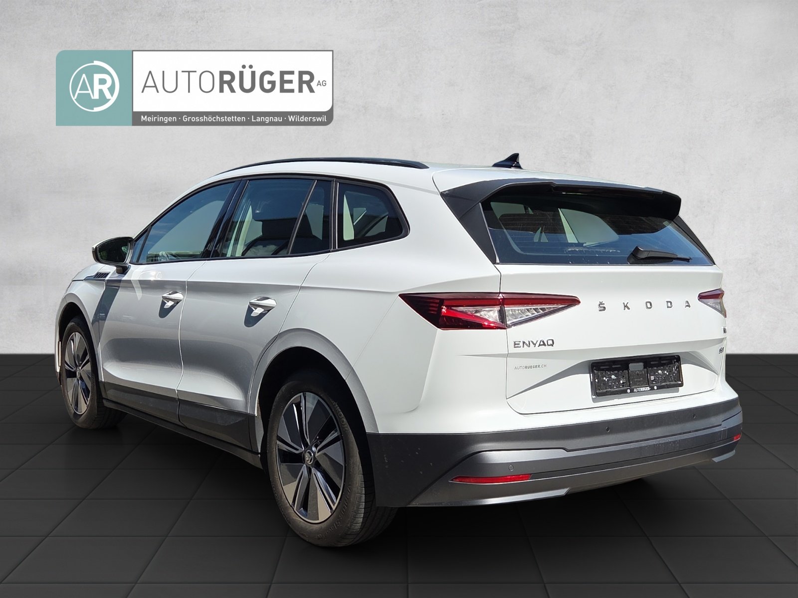 SKODA Enyaq iV 60 // gepflegtes Fahrzeug 8-fach bereift, im, Électrique, Occasion / Utilisé, Automatique - 4