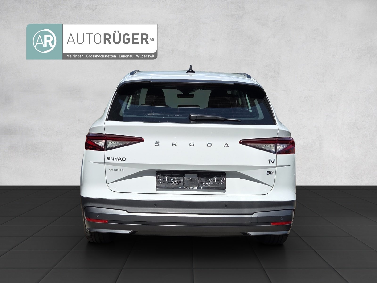 SKODA Enyaq iV 60 // gepflegtes Fahrzeug 8-fach bereift, im, Électrique, Occasion / Utilisé, Automatique - 5