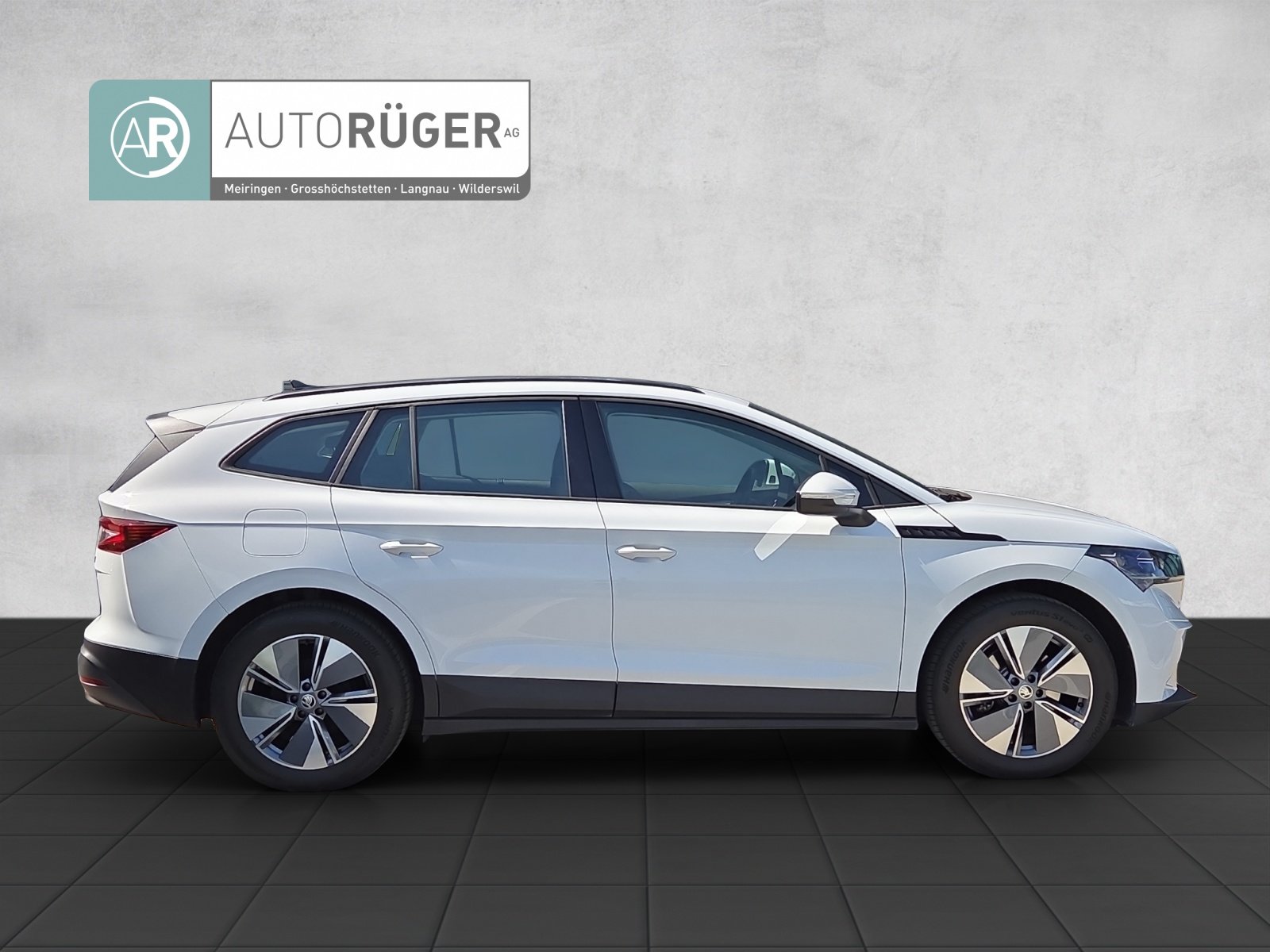 SKODA Enyaq iV 60 // gepflegtes Fahrzeug 8-fach bereift, im, Électrique, Occasion / Utilisé, Automatique - 7