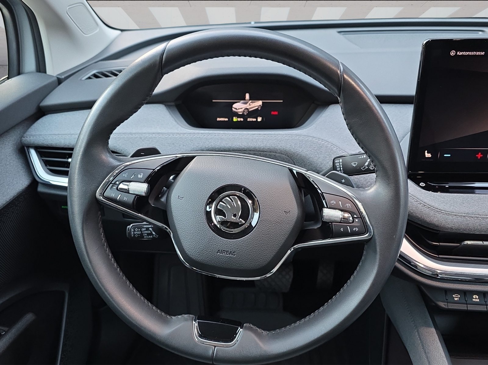 SKODA Enyaq 80x 4x4, Électrique, Occasion / Utilisé, Automatique - 6