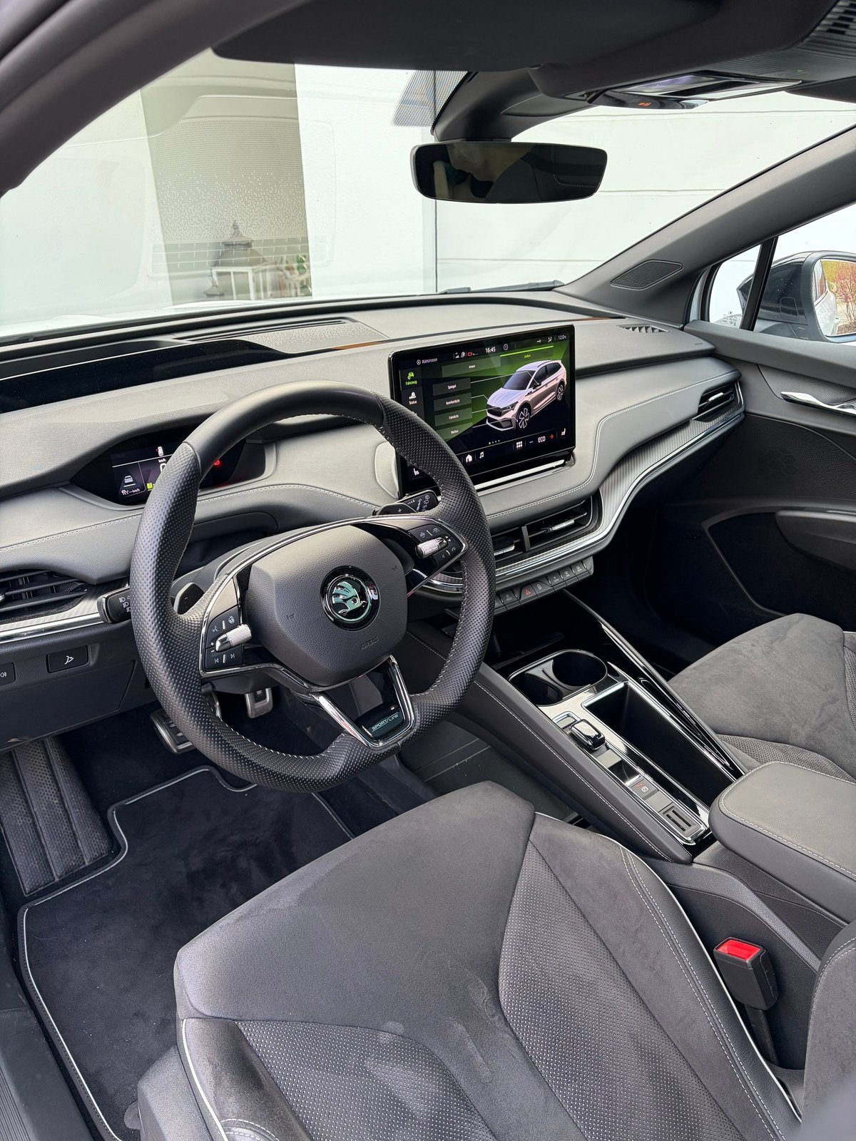 SKODA Enyaq iV 80x, Elektro, Occasion / Gebraucht, Automatik - 5