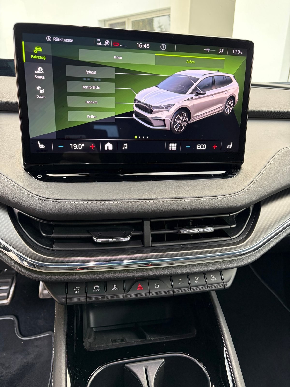 SKODA Enyaq iV 80x, Elektro, Occasion / Gebraucht, Automatik - 6