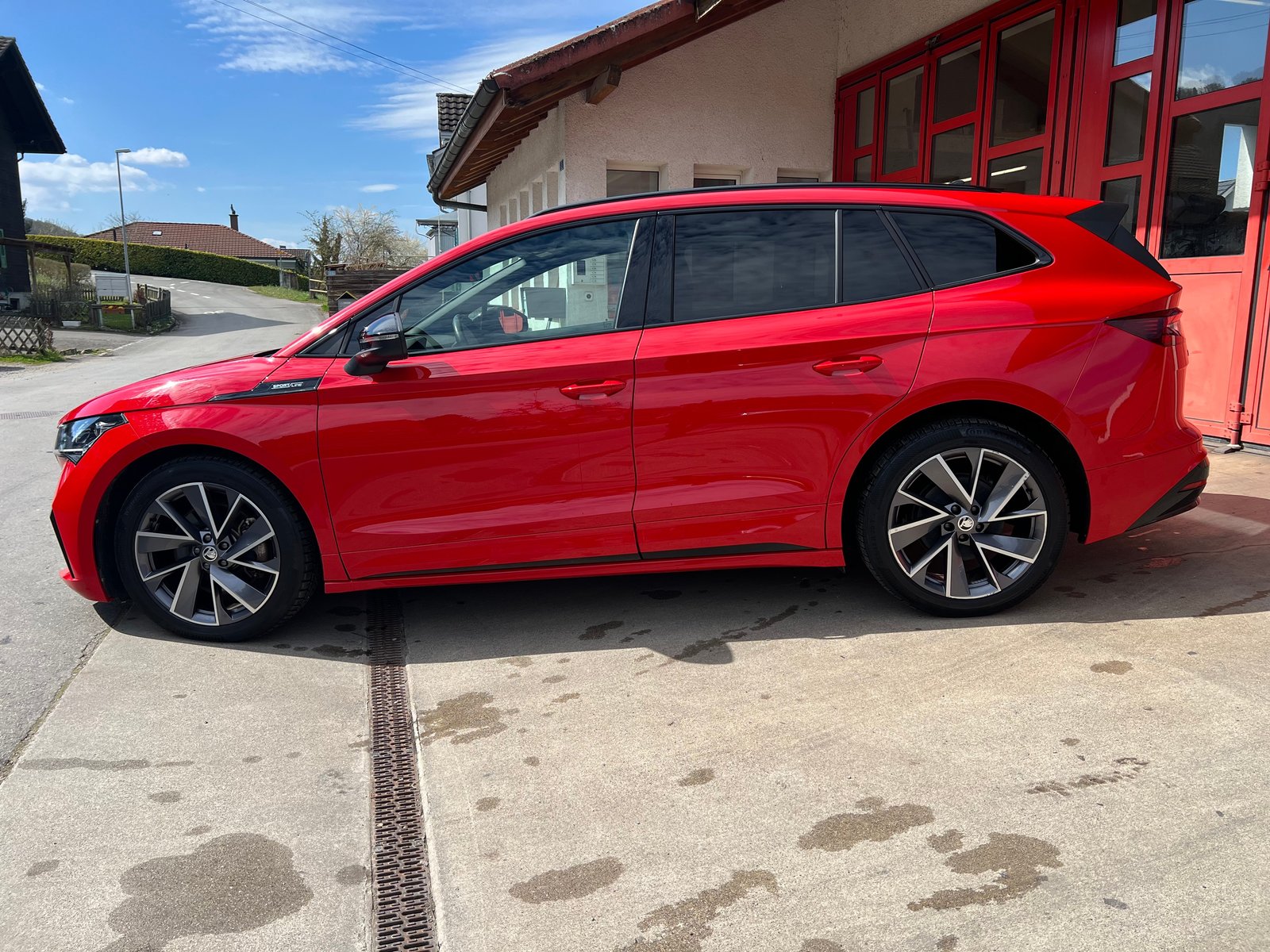 SKODA Enyaq iV 80x SportLine // SoH 92, Électrique, Occasion / Utilisé, Automatique - 3