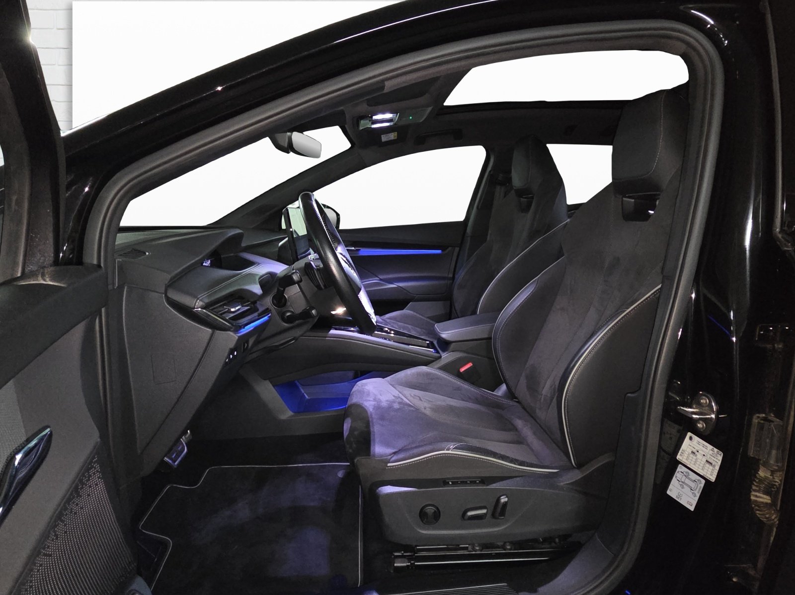 SKODA Enyaq iV 80x SportLine, Elektro, Occasion / Gebraucht, Automatik - 5