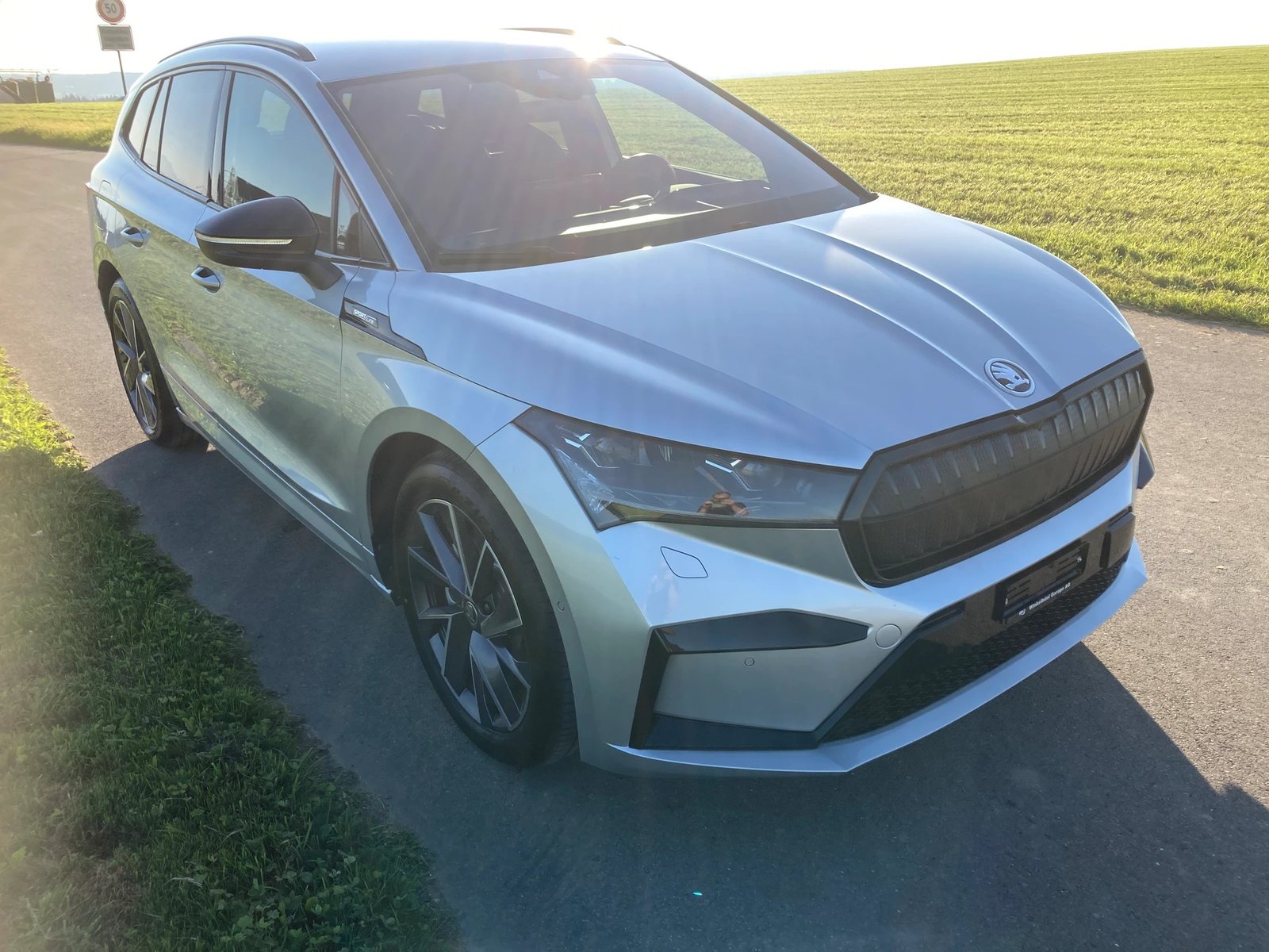 SKODA Enyaq iV 80x SportLine mit Anhängerkupplung, Electric, Second hand / Used, Automatic - 3