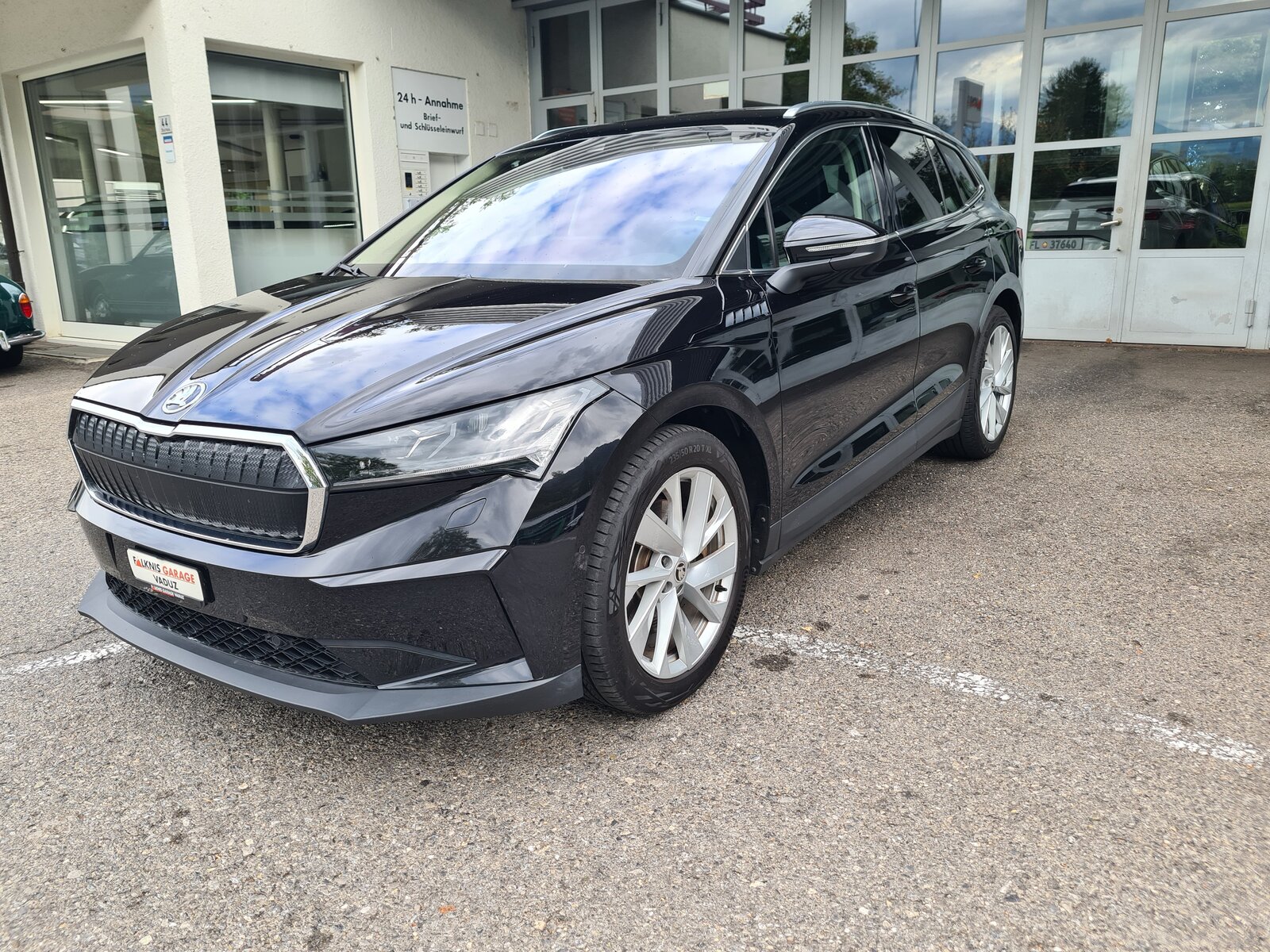 SKODA Enyaq iV 80x