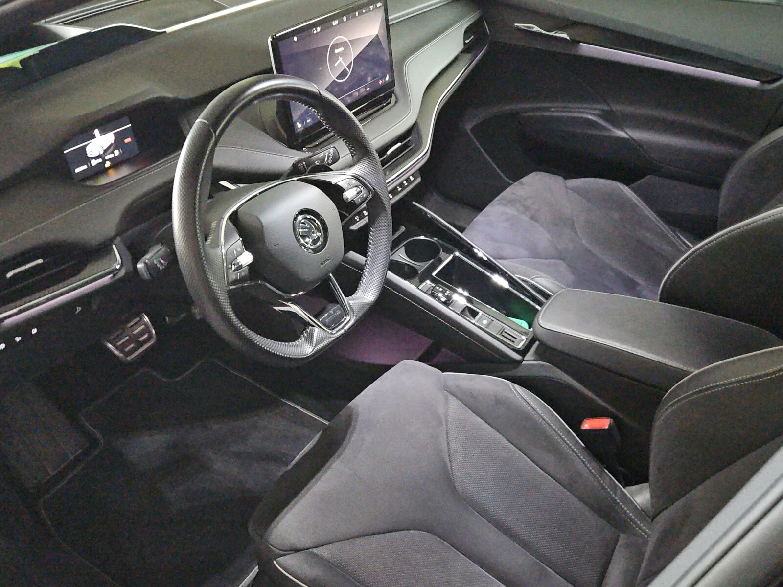 SKODA Enyaq iV 80 SportLine, Elektro, Occasion / Gebraucht, Automatik - 7