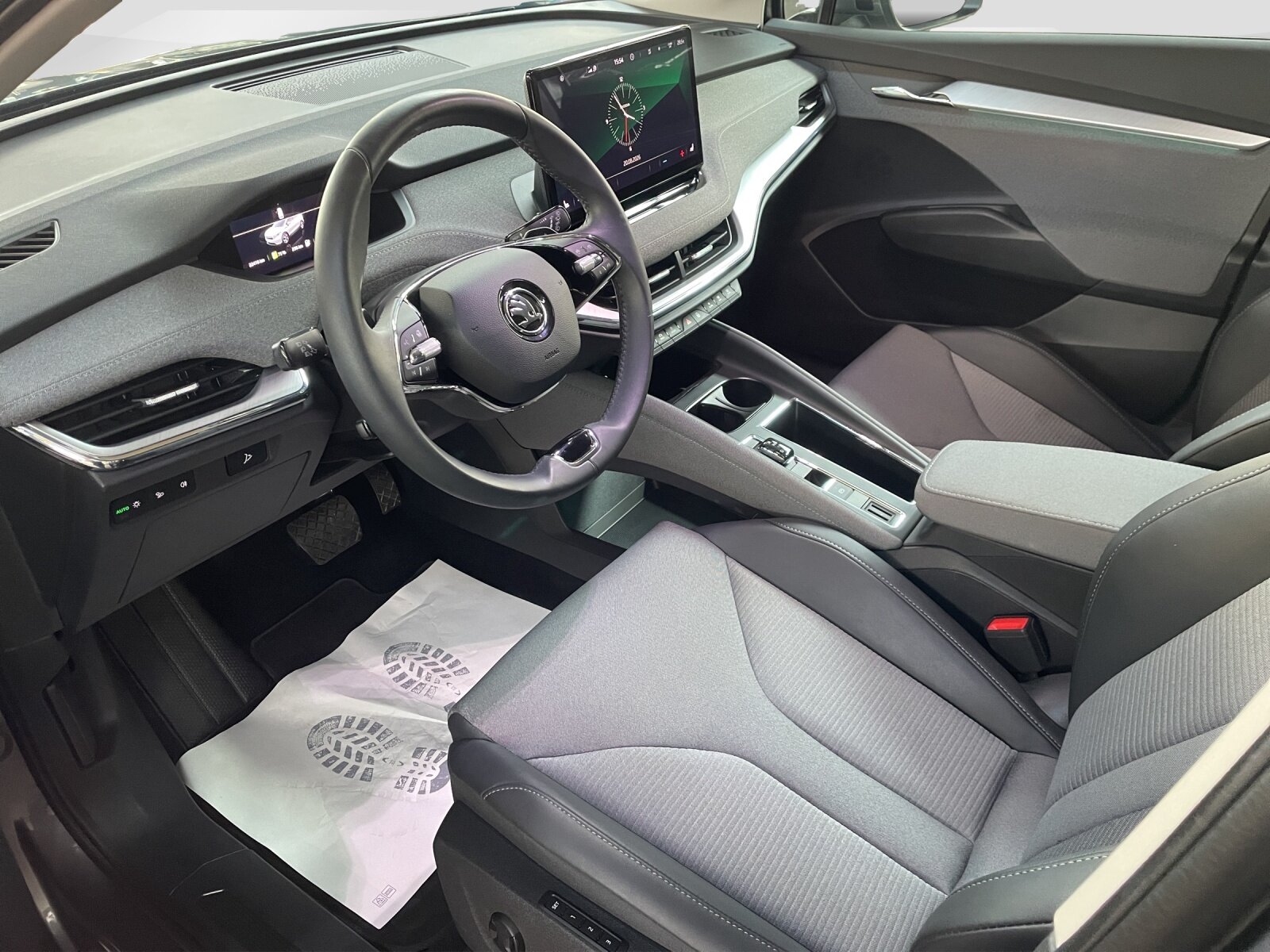 SKODA Enyaq iV 80x 4x4, Elektro, Occasion / Gebraucht, Automatik - 7