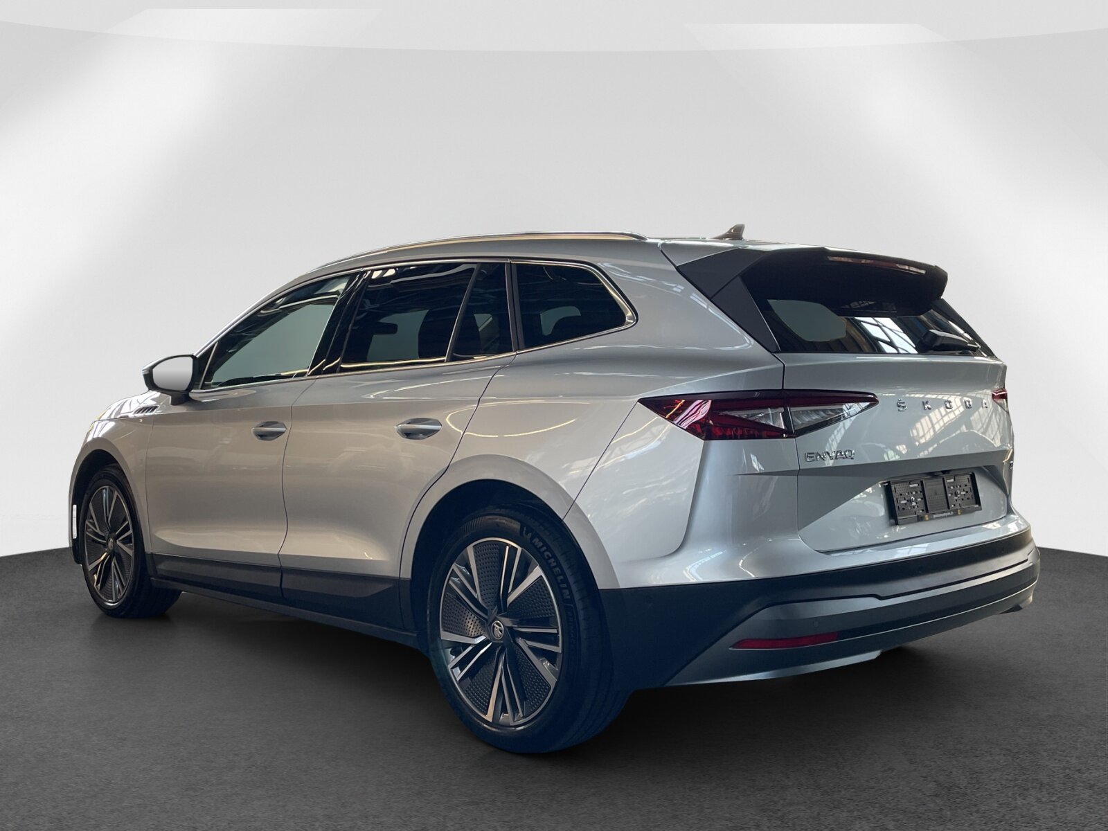 SKODA Enyaq iV 80x, Electric, Second hand / Used, Automatic - 4