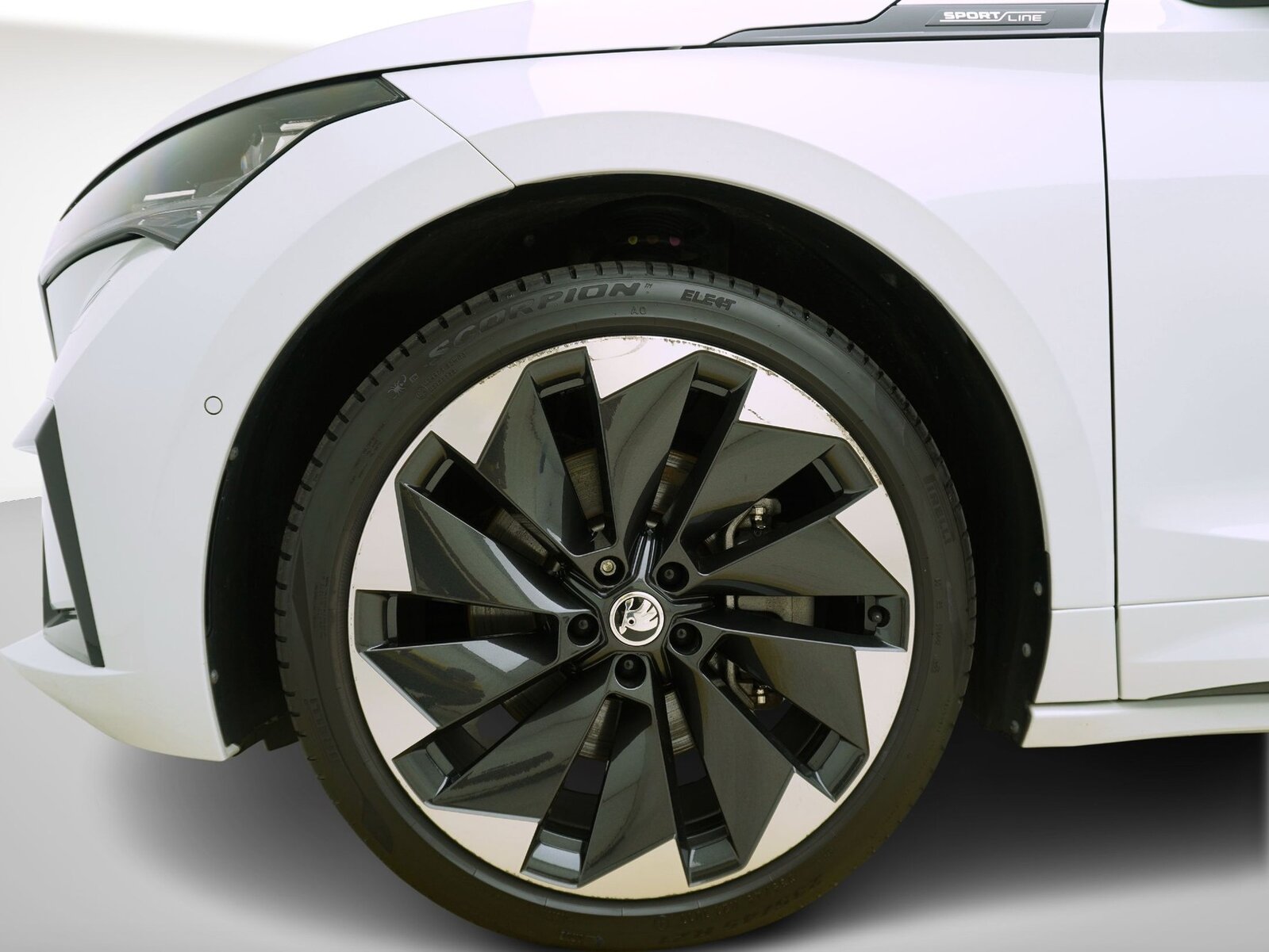 SKODA Enyaq iV 80x Sport Line 4X4, Électrique, Occasion / Utilisé, Automatique - 7