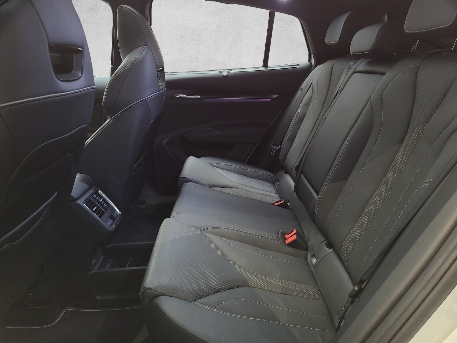 SKODA Enyaq Coupé iV RS 4x4, Électrique, Occasion / Utilisé, Automatique - 3
