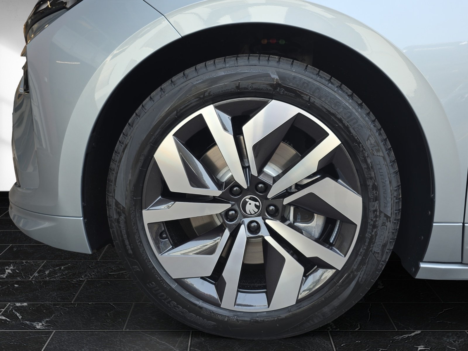 SKODA Enyaq 85x SportLine, Elektro, Vorführwagen, Automatik - 4