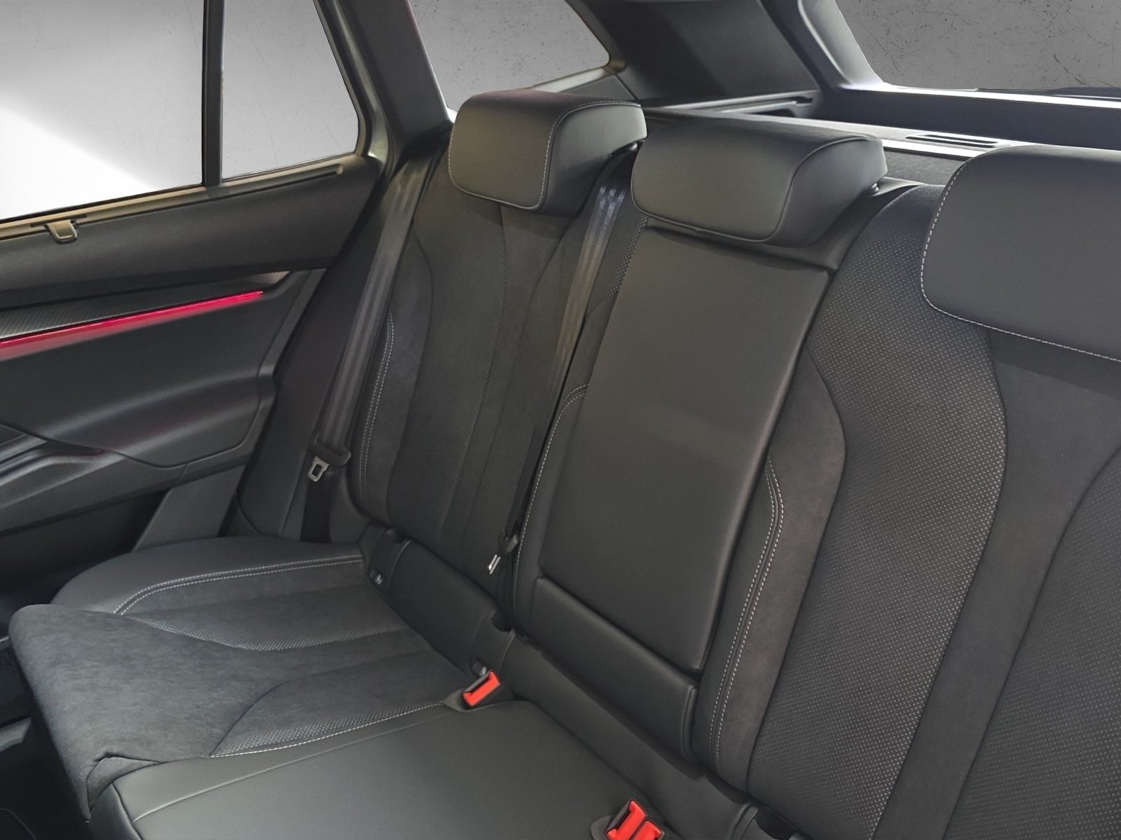 SKODA Enyaq 85x SportLine, Elektro, Vorführwagen, Automatik - 6
