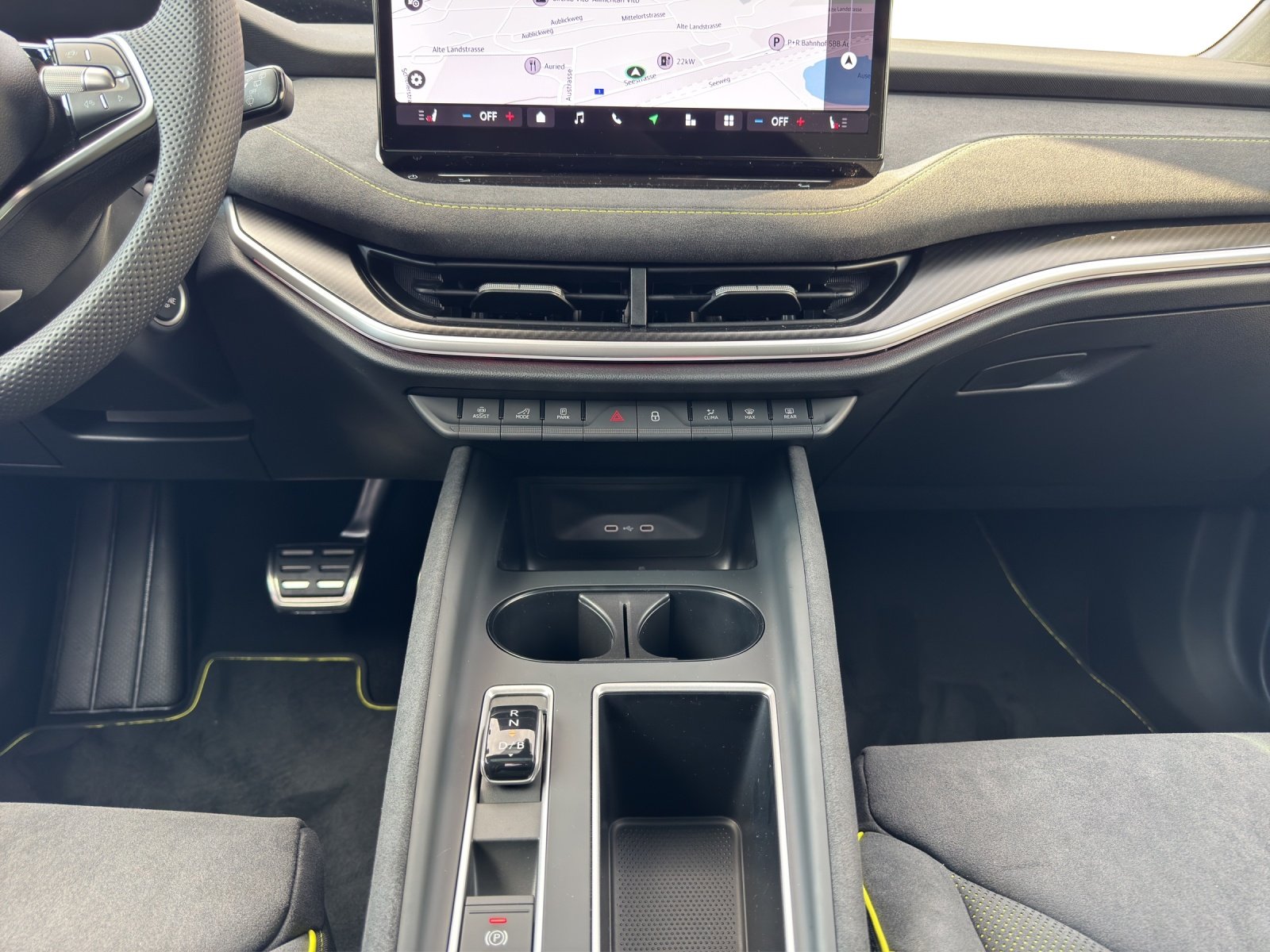 SKODA Enyaq RS 4x4, Elettrica, Auto nuove, Automatico - 7
