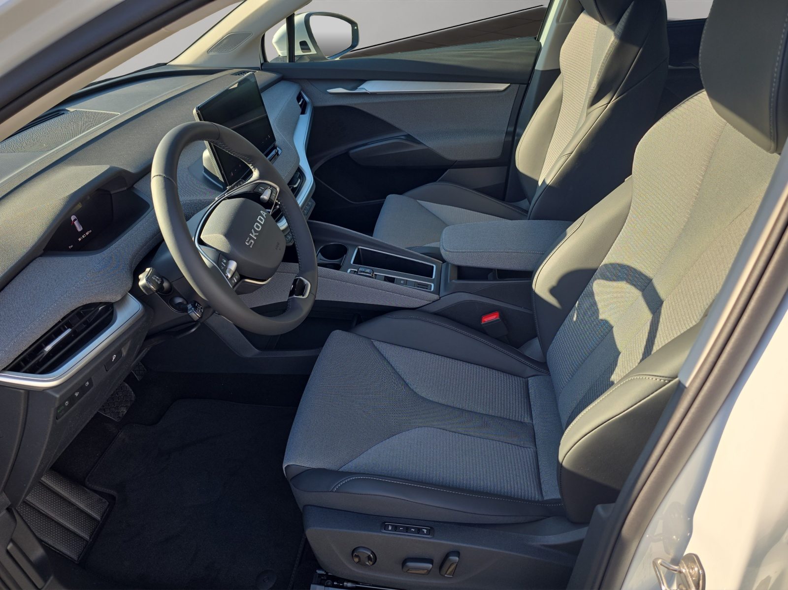 SKODA Enyaq 85x 4x4, Elektro, Occasion / Gebraucht, Automat - 4