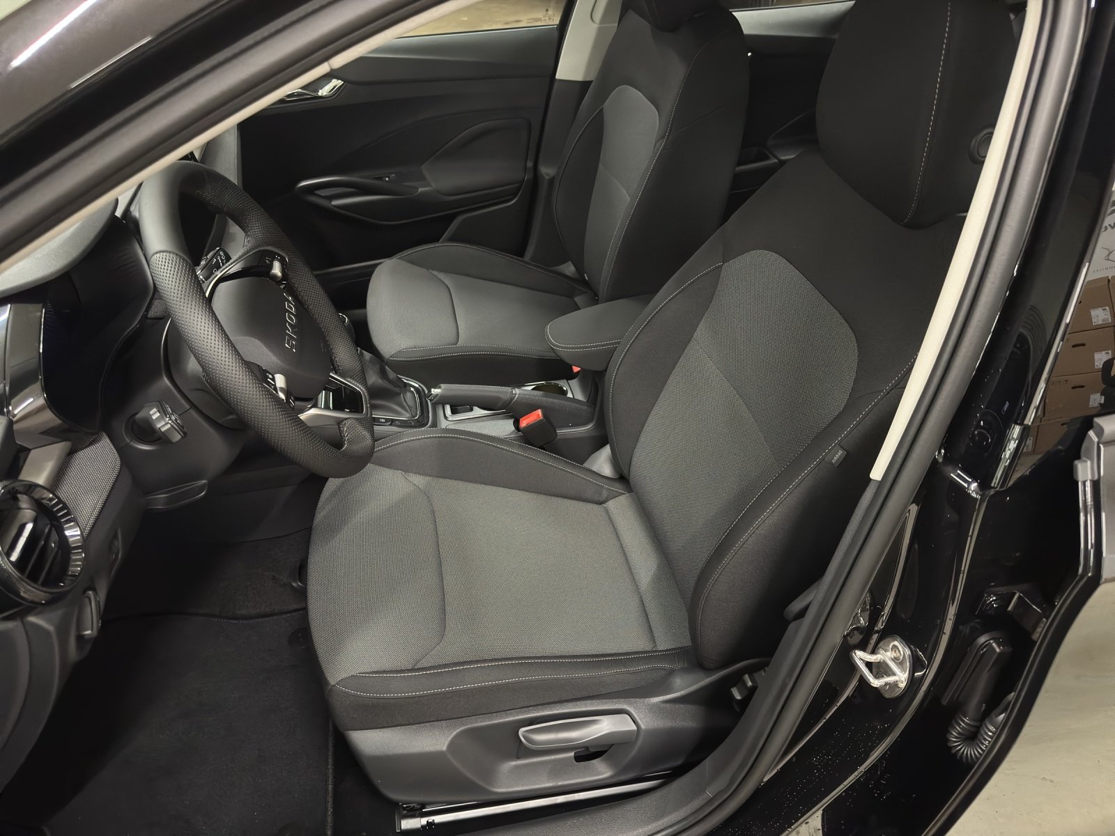 SKODA Fabia 1.0 TSI Selection, Essence, Voiture nouvelle, Manuelle - 6