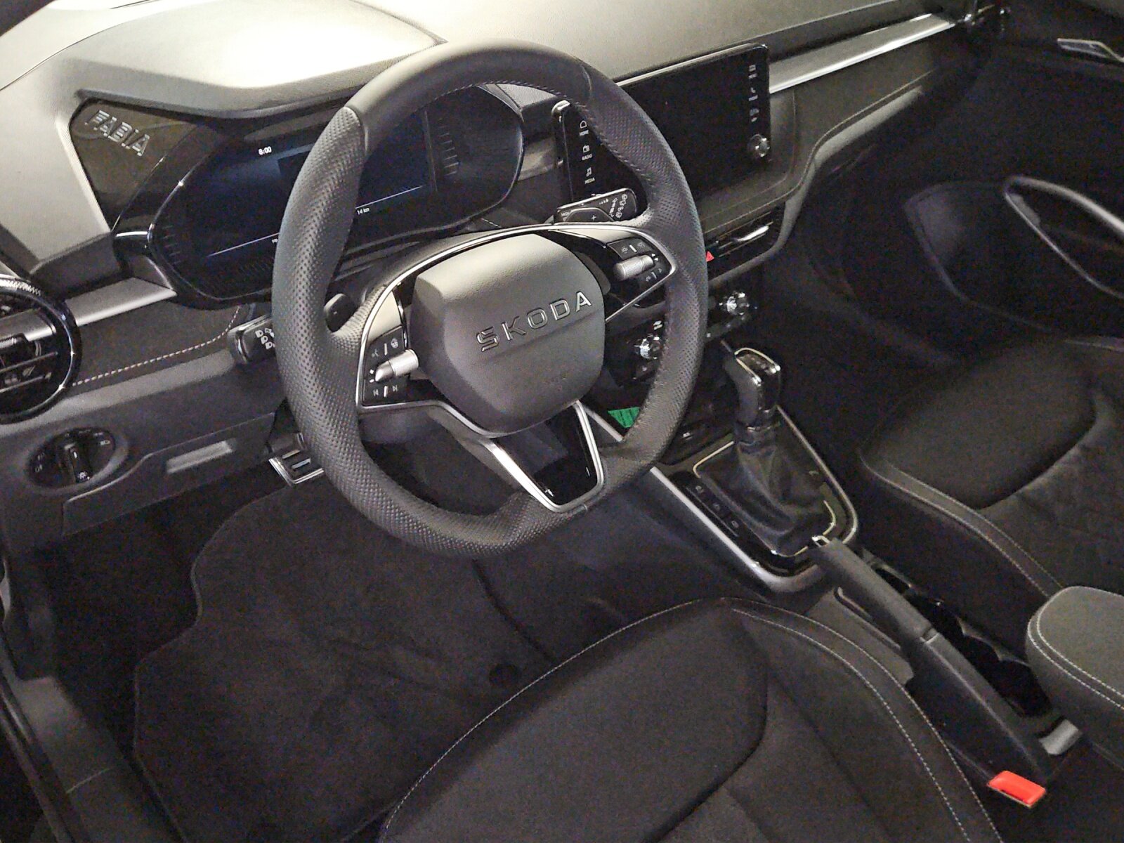 SKODA Fabia 1.0 TSI Dynamic DSG, Essence, Voiture nouvelle, Automatique - 7