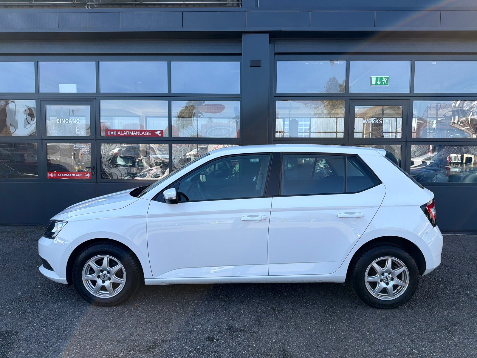 SKODA Fabia 1.0 Active, Essence, Occasion / Utilisé, Manuelle - 3