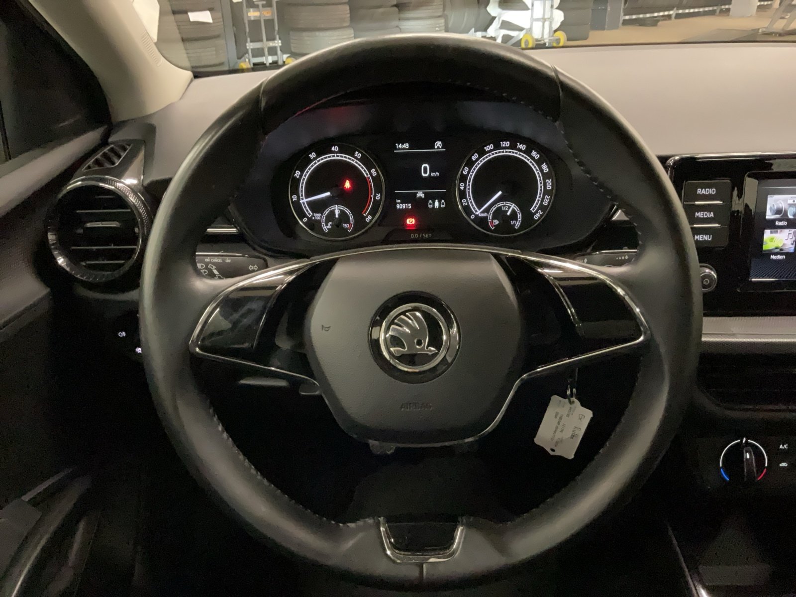 SKODA Fabia 1.0 MPI Active, Essence, Occasion / Utilisé, Manuelle - 7