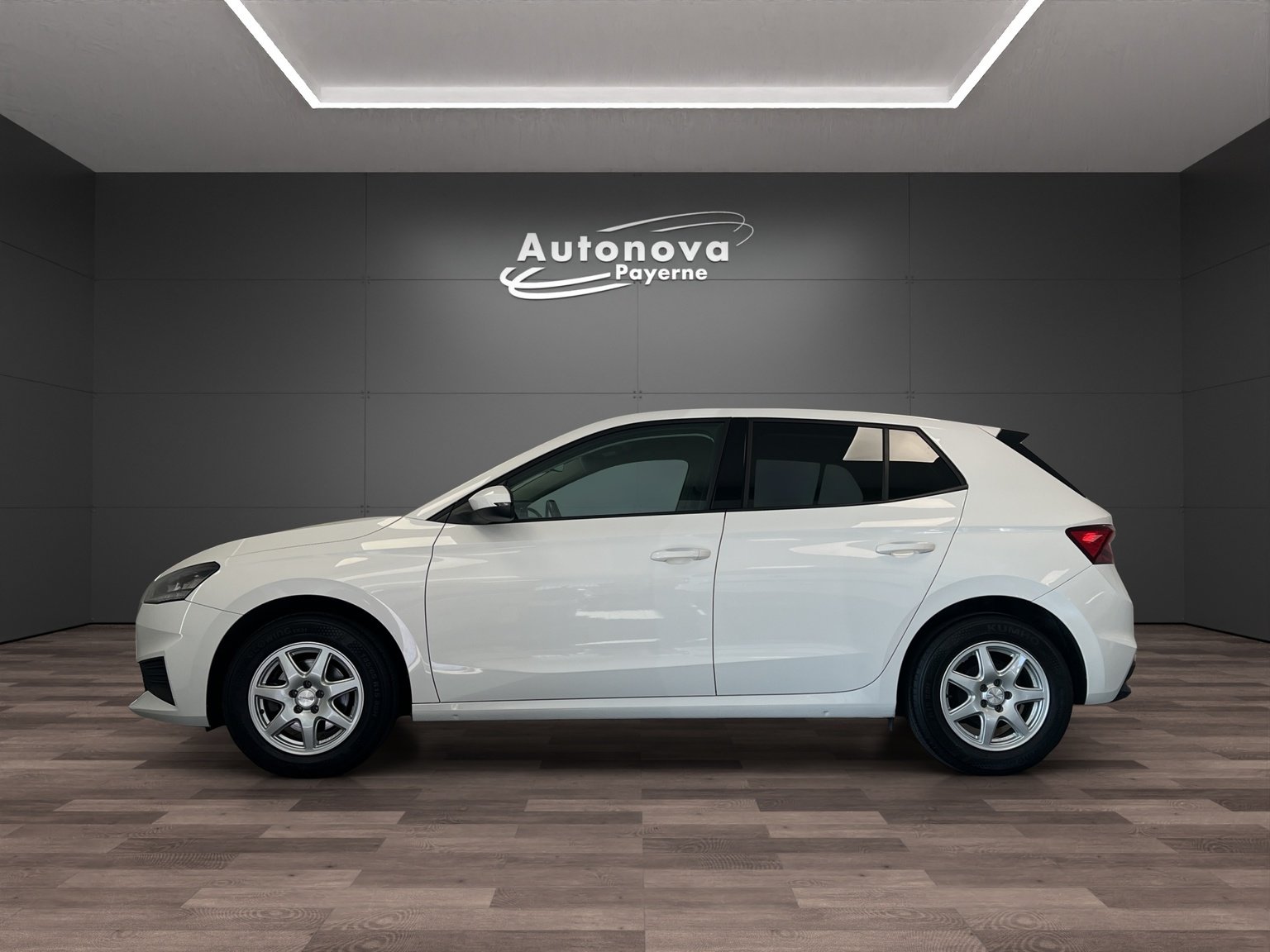 SKODA Fabia 1.0 TSI Ambition DSG, Petrol, Second hand / Used, Automatic - 3